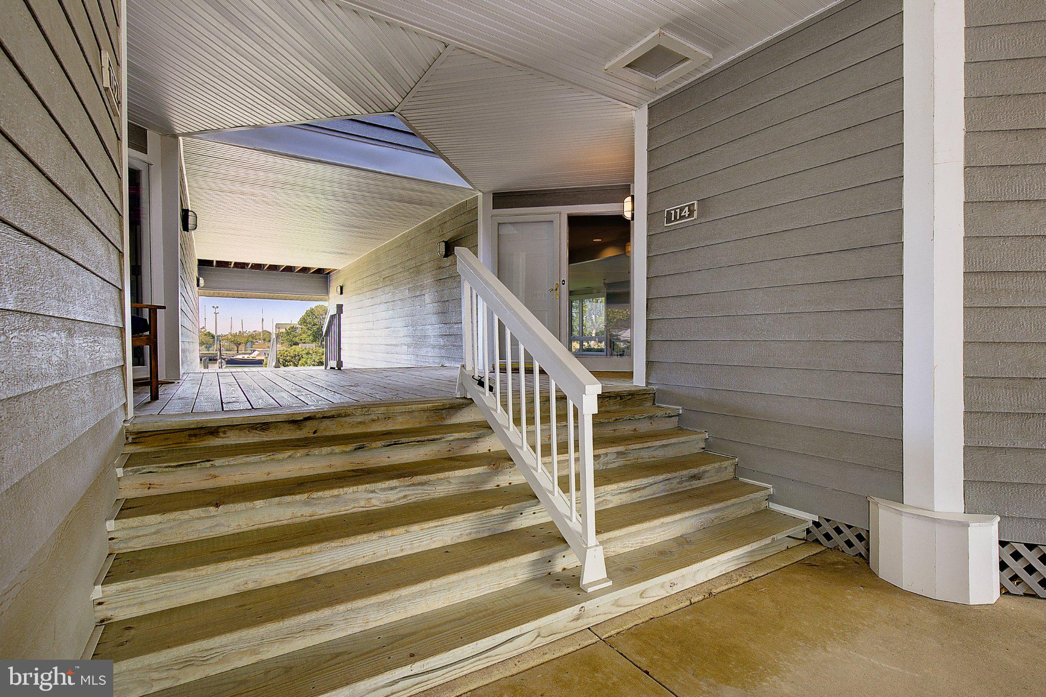 114 OYSTER COVE DRIVE 1C