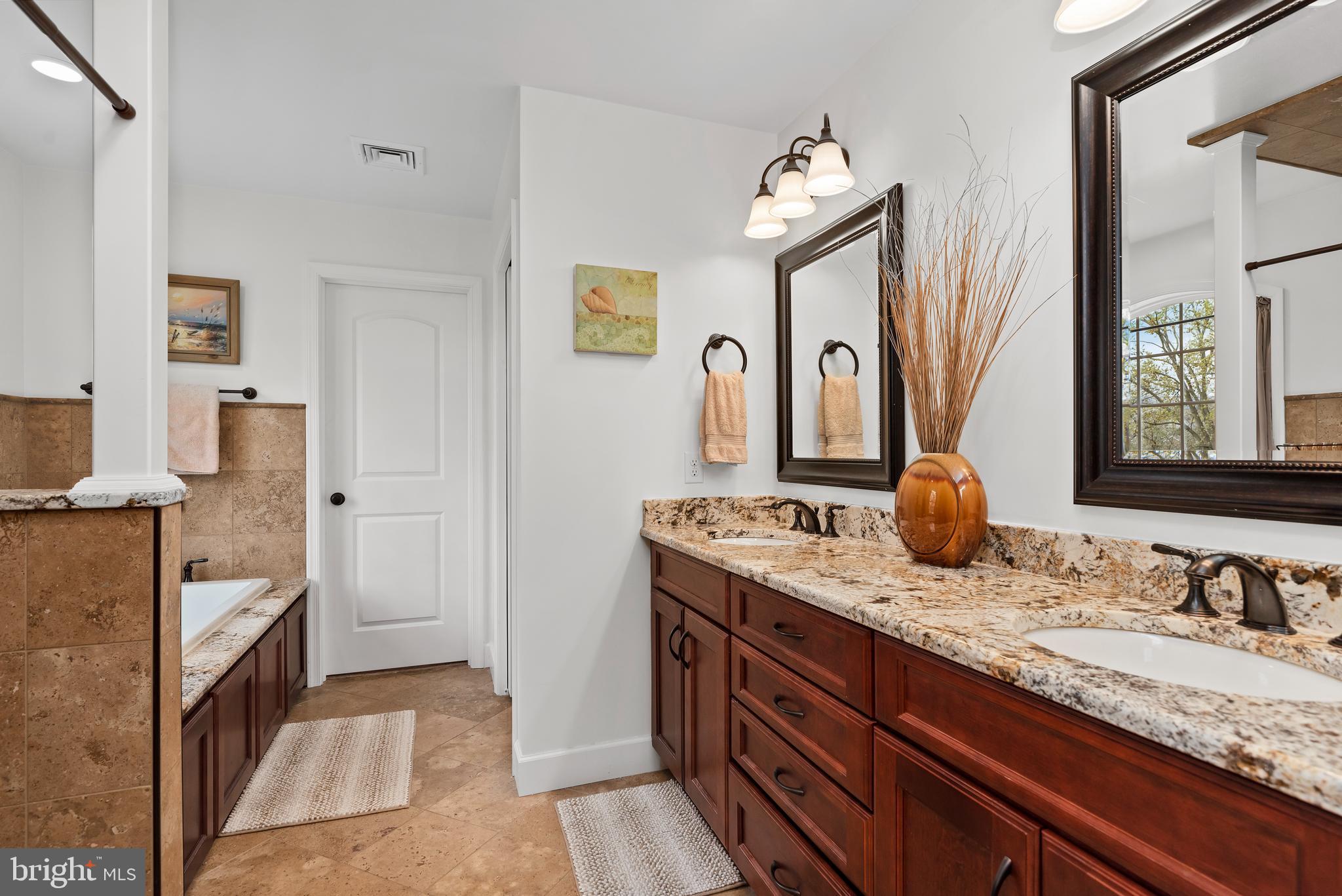 CHELSEY FALLS - Residential