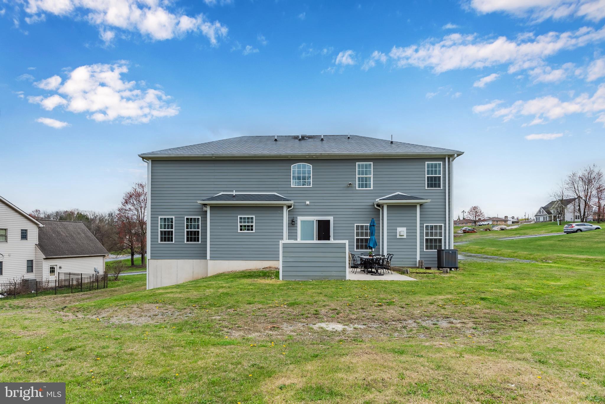 CHELSEY FALLS - Residential