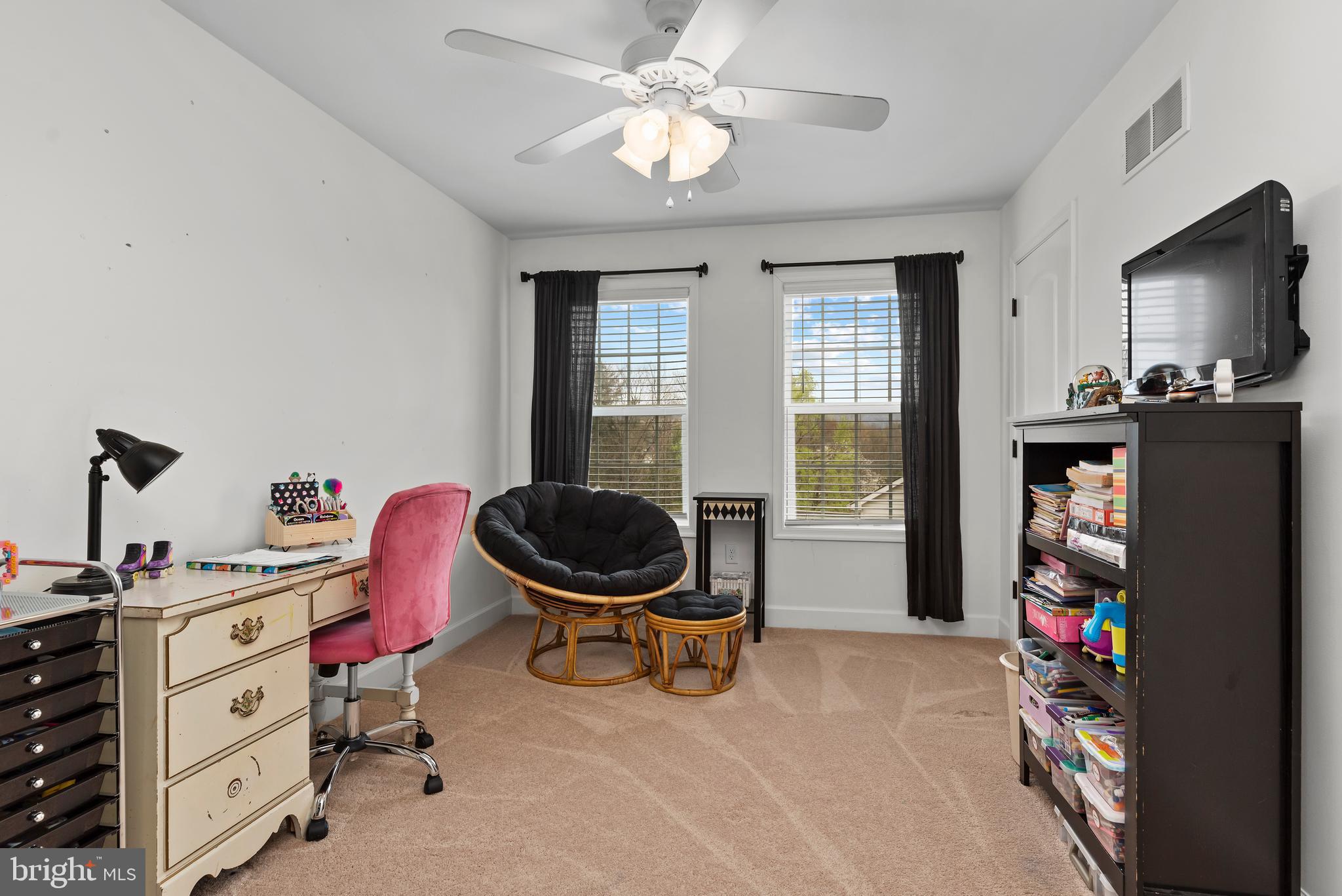 CHELSEY FALLS - Residential