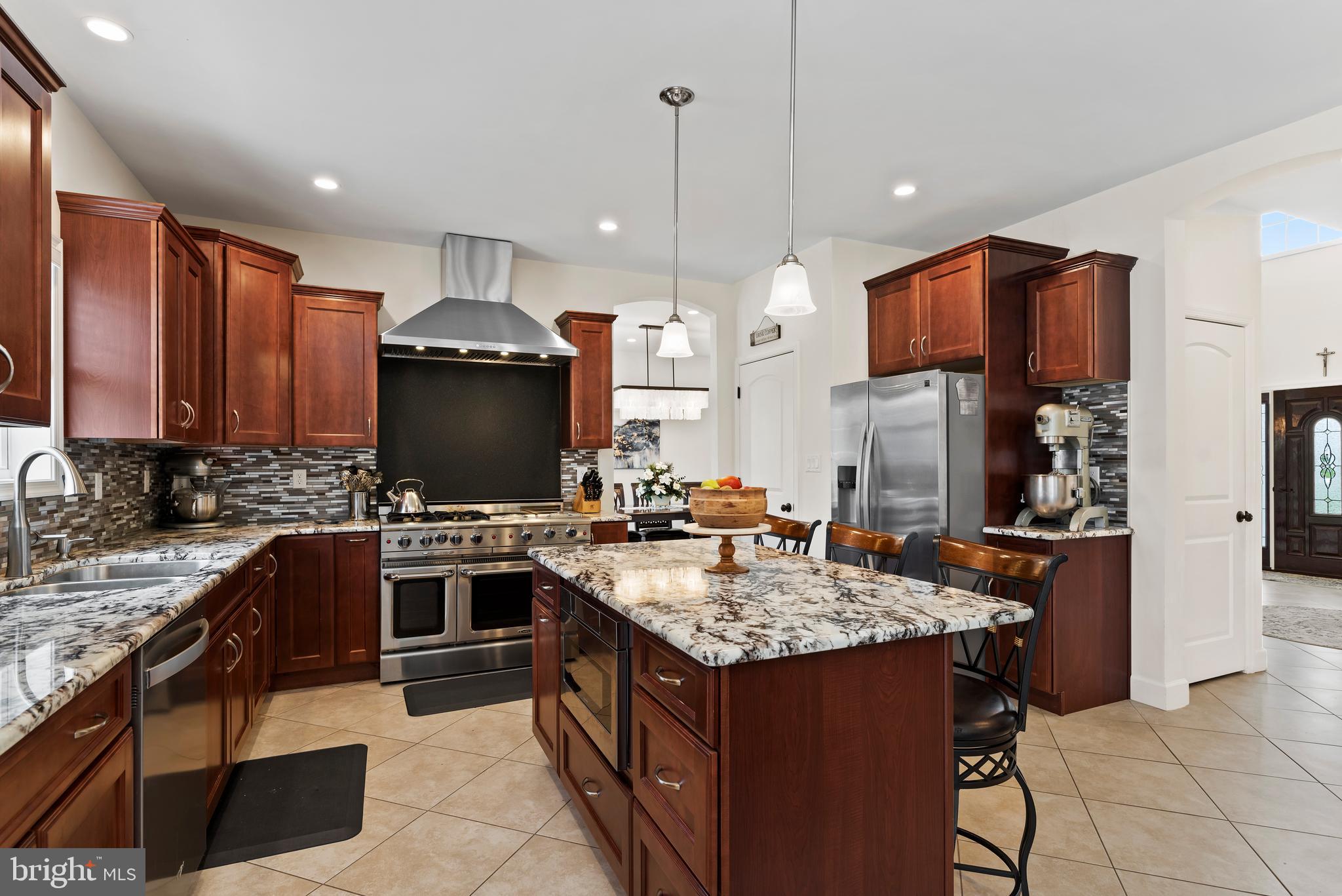 CHELSEY FALLS - Residential