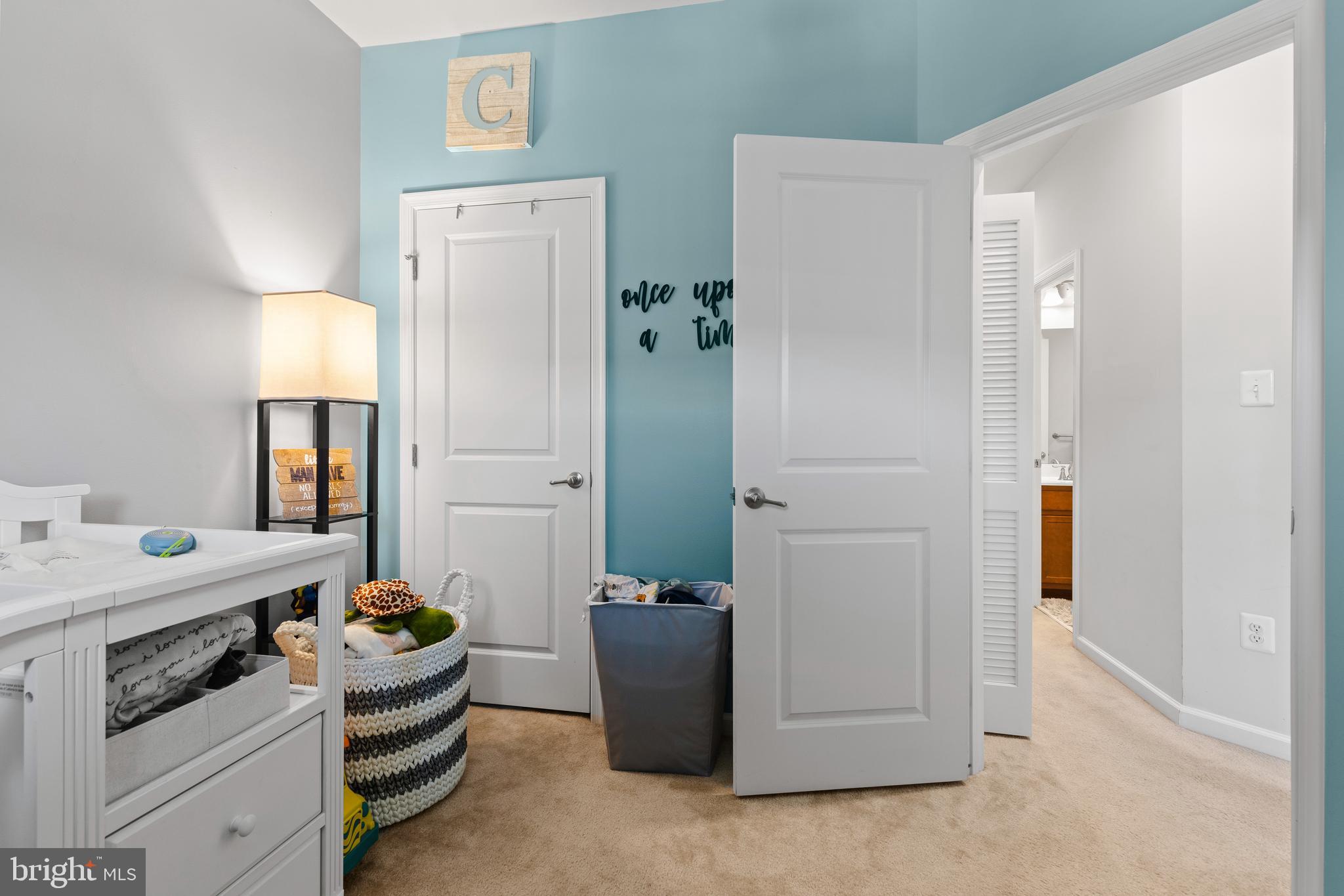 CREEKSIDE VILLAGE AT TANYARD SPRINGS - Residential