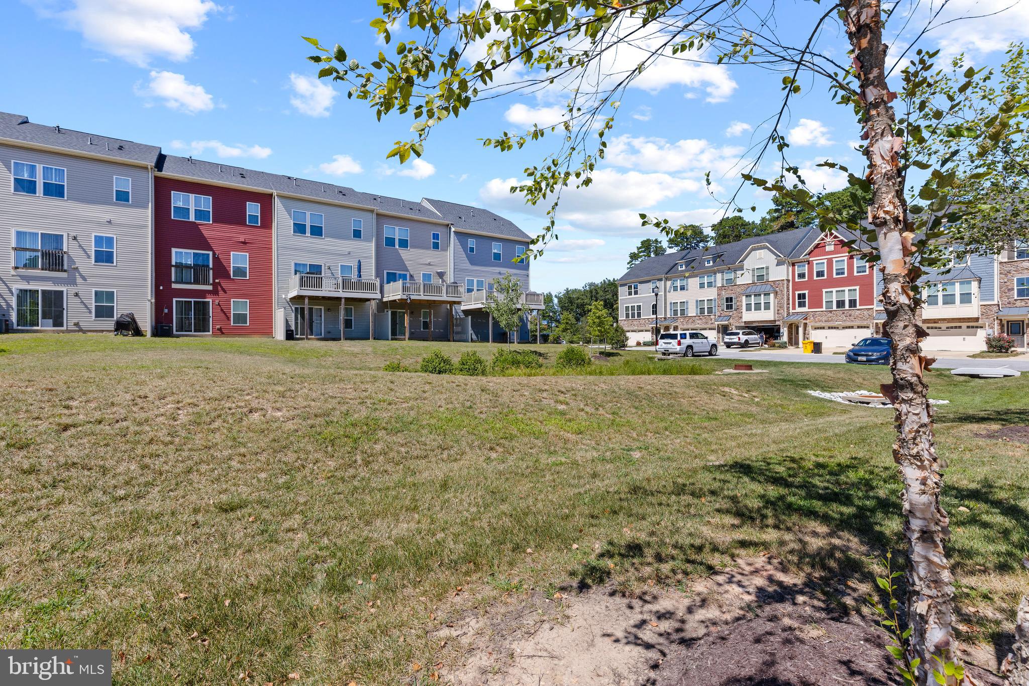 CREEKSIDE VILLAGE AT TANYARD SPRINGS - Residential
