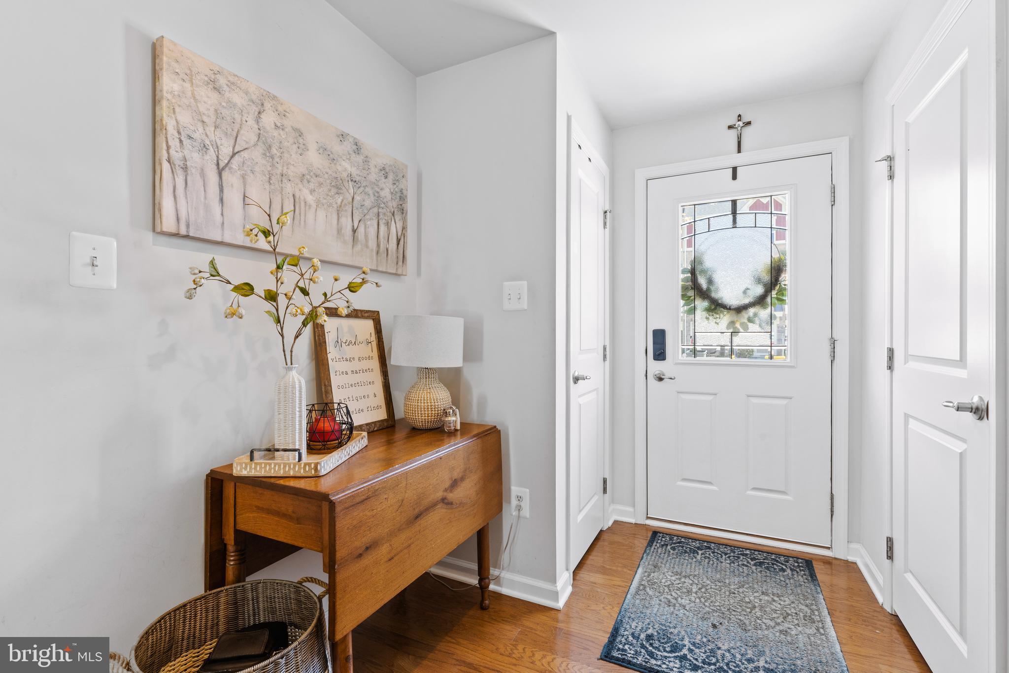 CREEKSIDE VILLAGE AT TANYARD SPRINGS - Residential