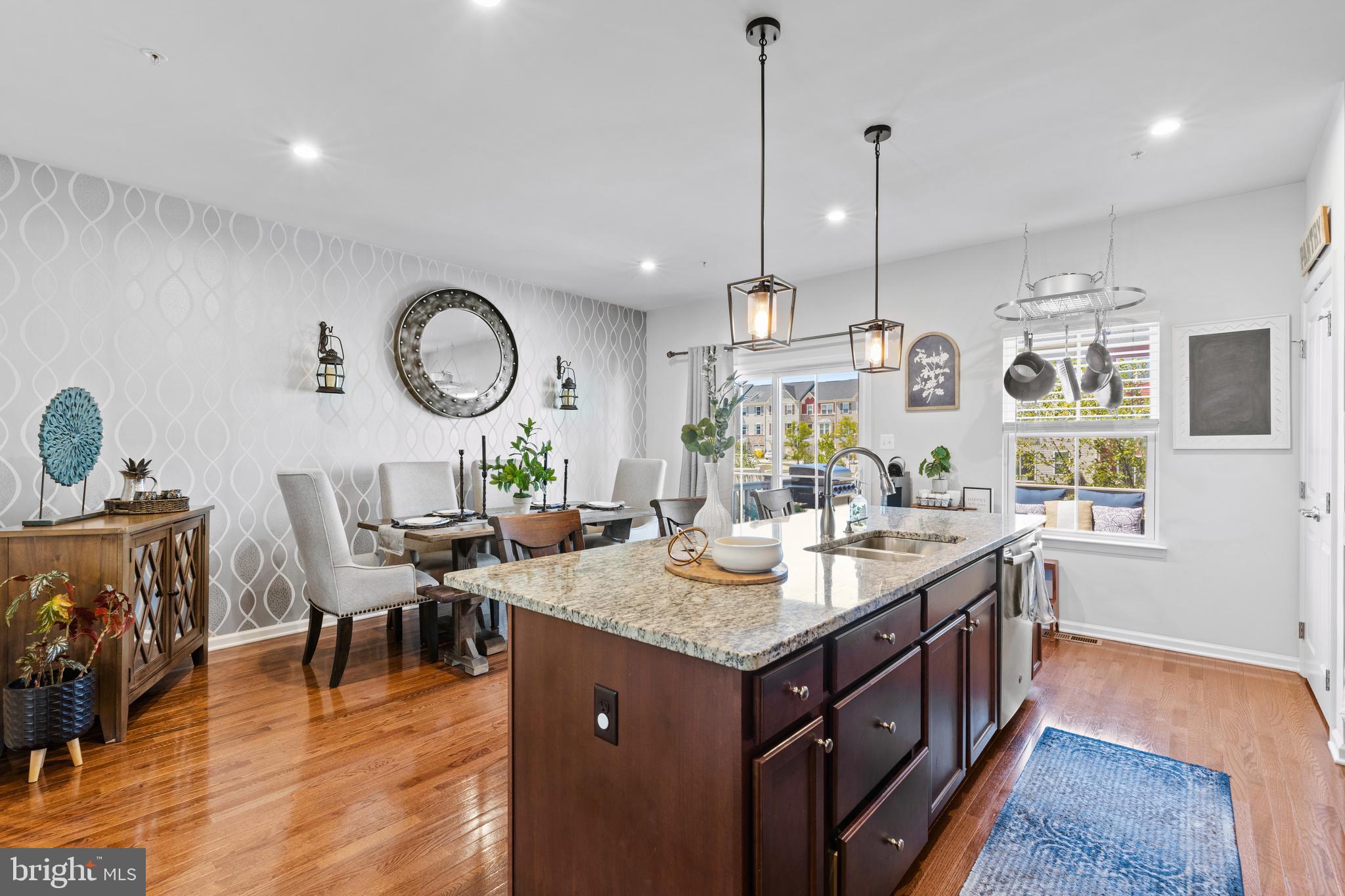 CREEKSIDE VILLAGE AT TANYARD SPRINGS - Residential