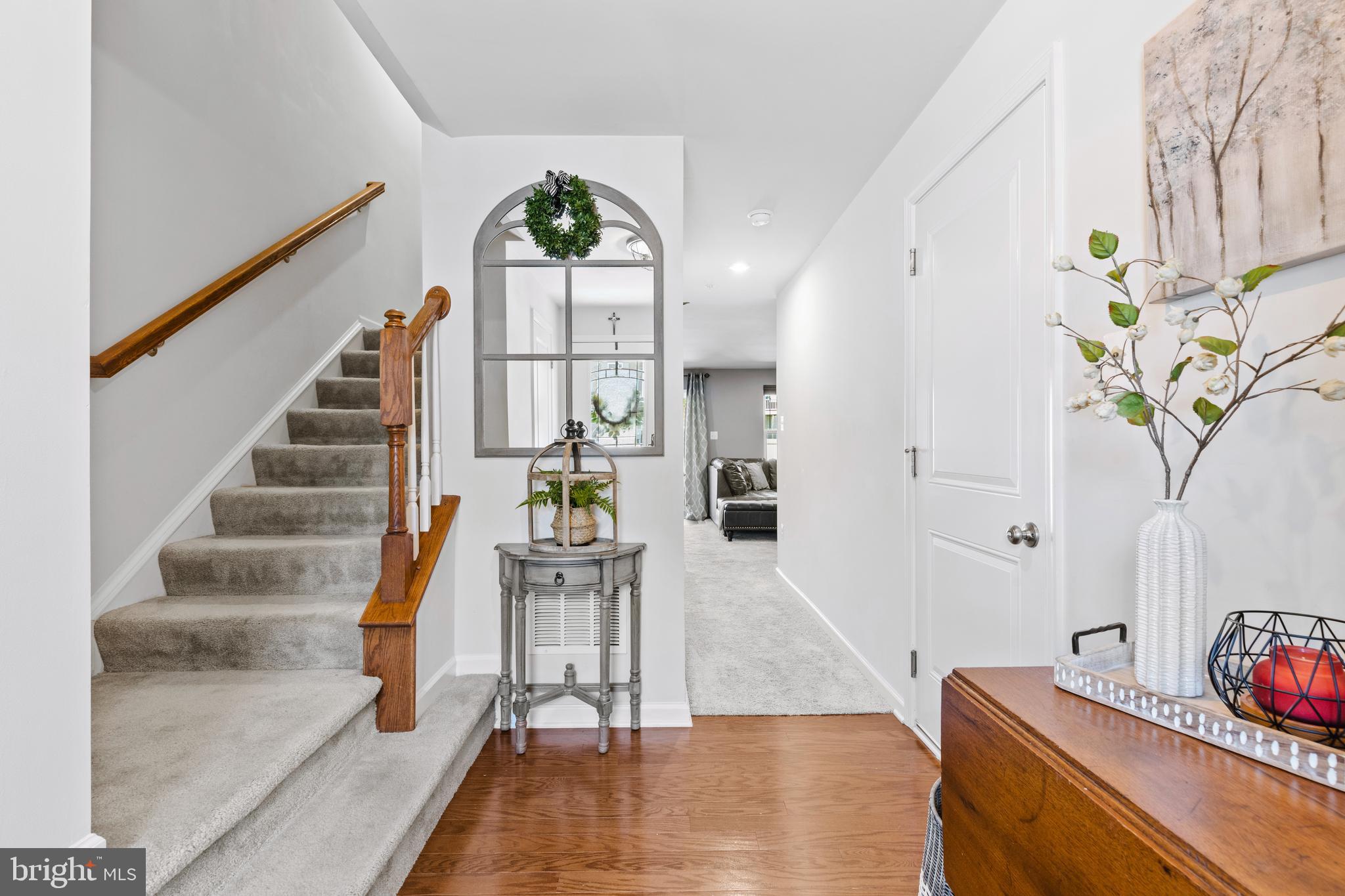 CREEKSIDE VILLAGE AT TANYARD SPRINGS - Residential