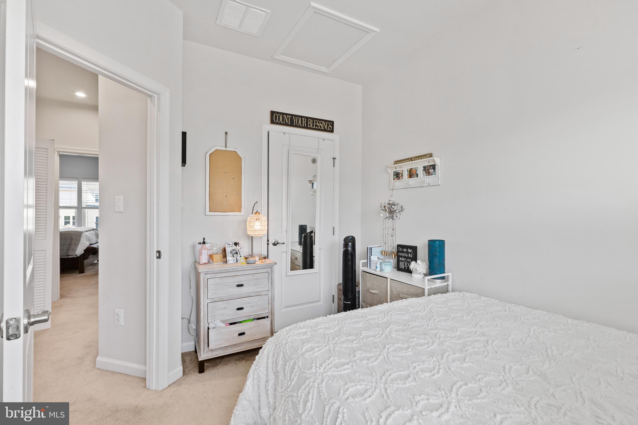 CREEKSIDE VILLAGE AT TANYARD SPRINGS - Residential