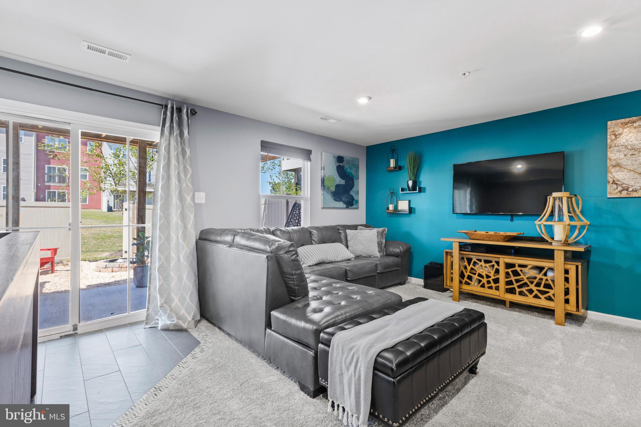 CREEKSIDE VILLAGE AT TANYARD SPRINGS - Residential