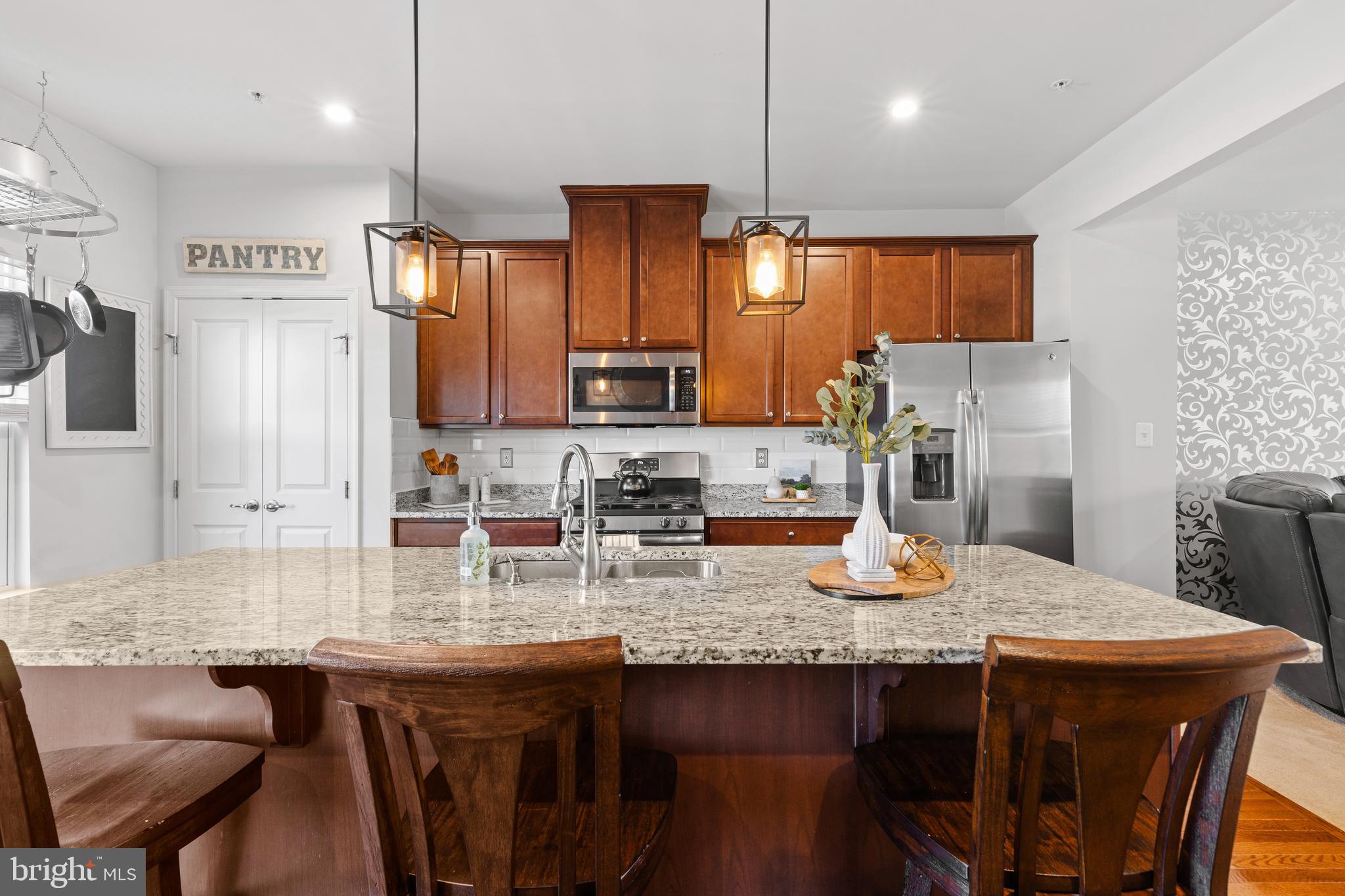 CREEKSIDE VILLAGE AT TANYARD SPRINGS - Residential