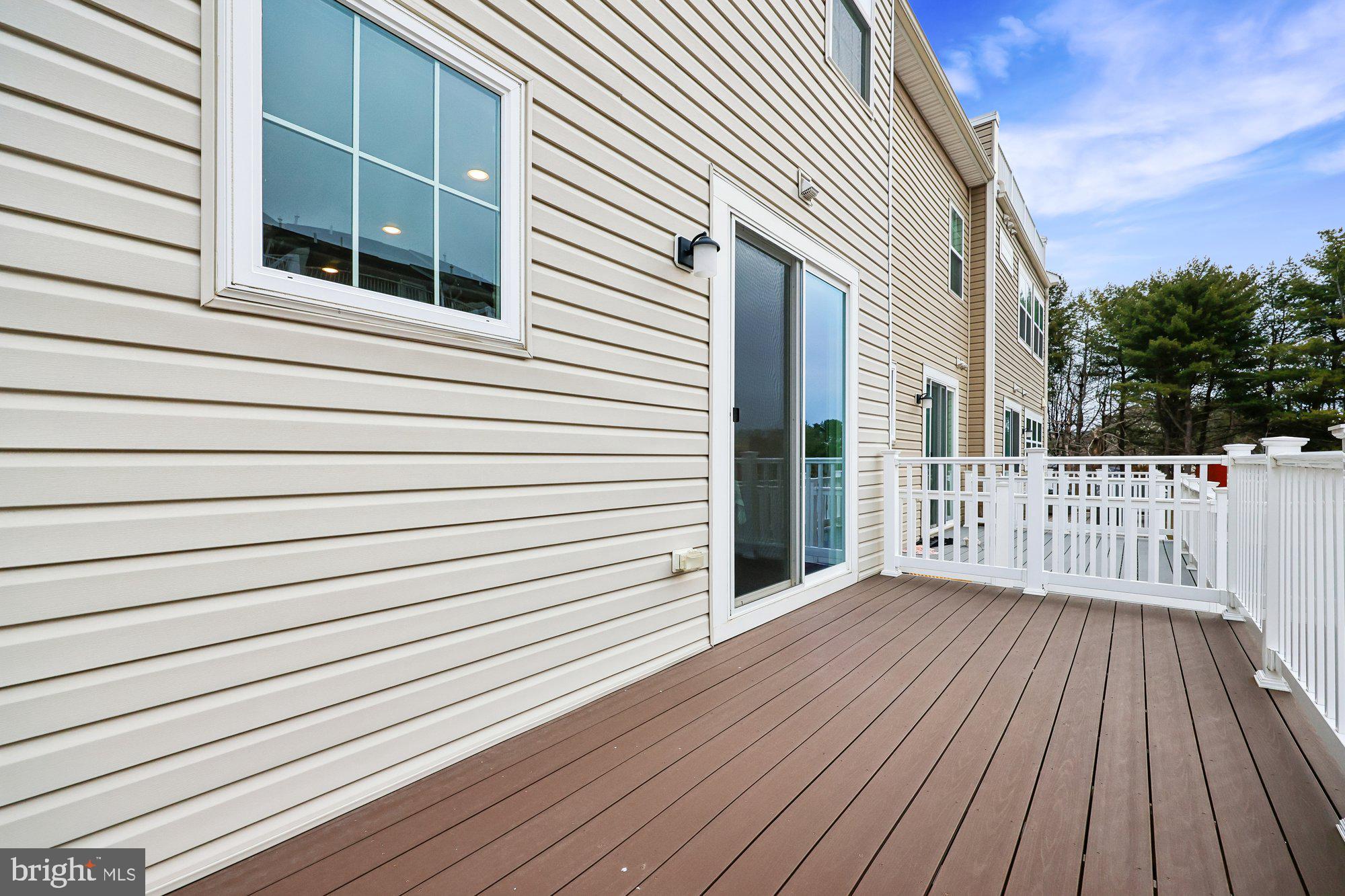 THE CHASE AT QUINCE ORCHARD - Residential