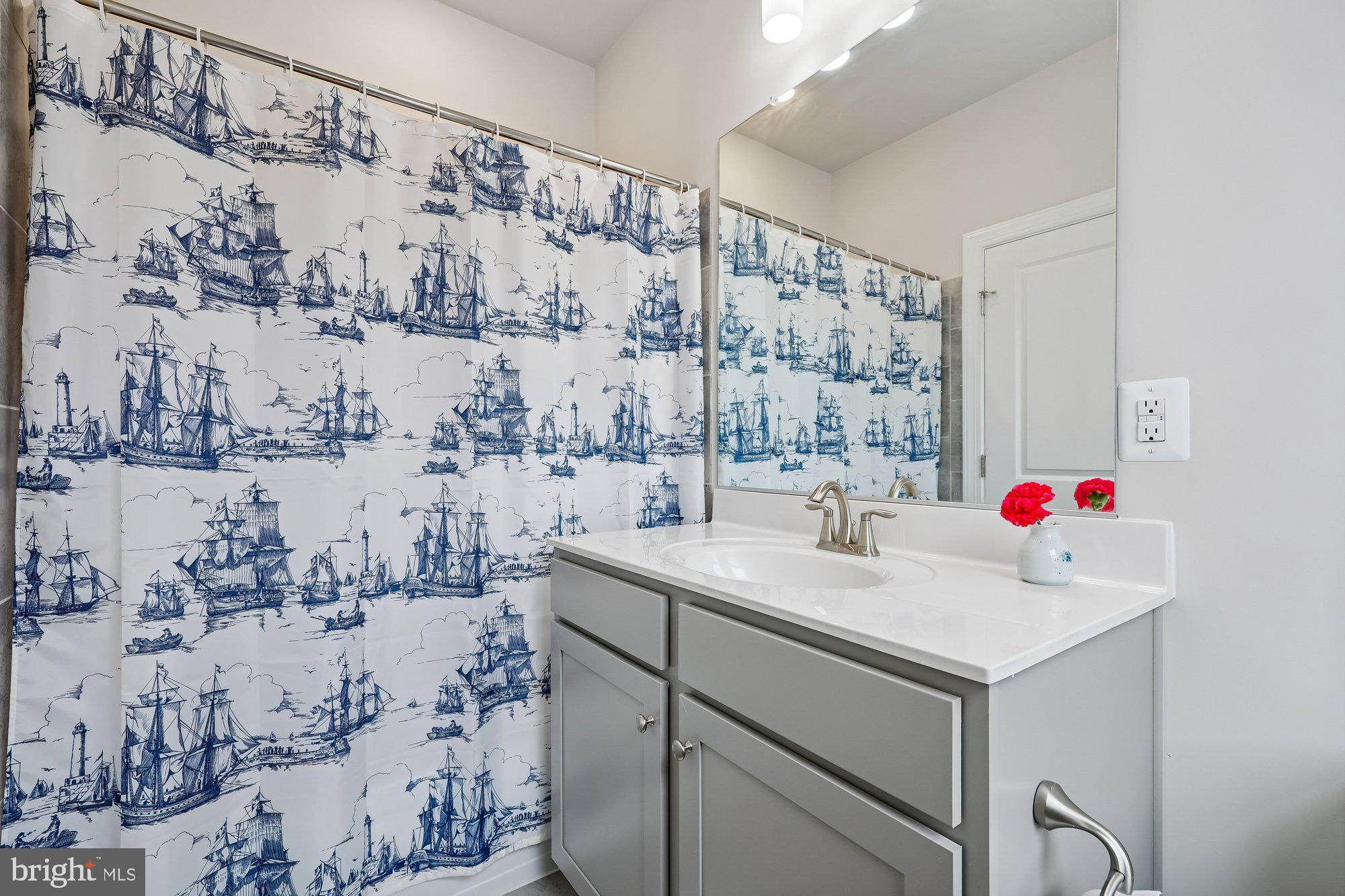 THE CHASE AT QUINCE ORCHARD - Residential