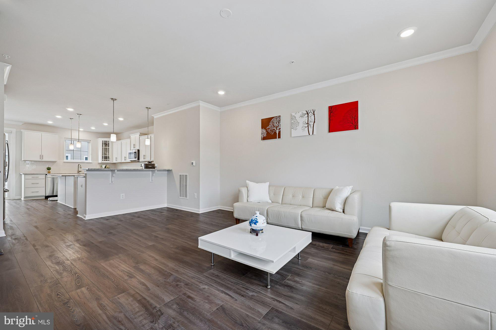 THE CHASE AT QUINCE ORCHARD - Residential