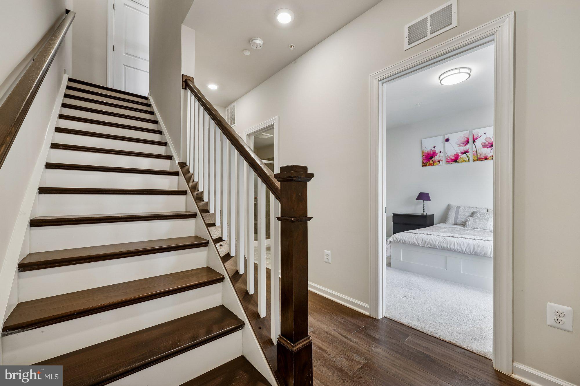 THE CHASE AT QUINCE ORCHARD - Residential