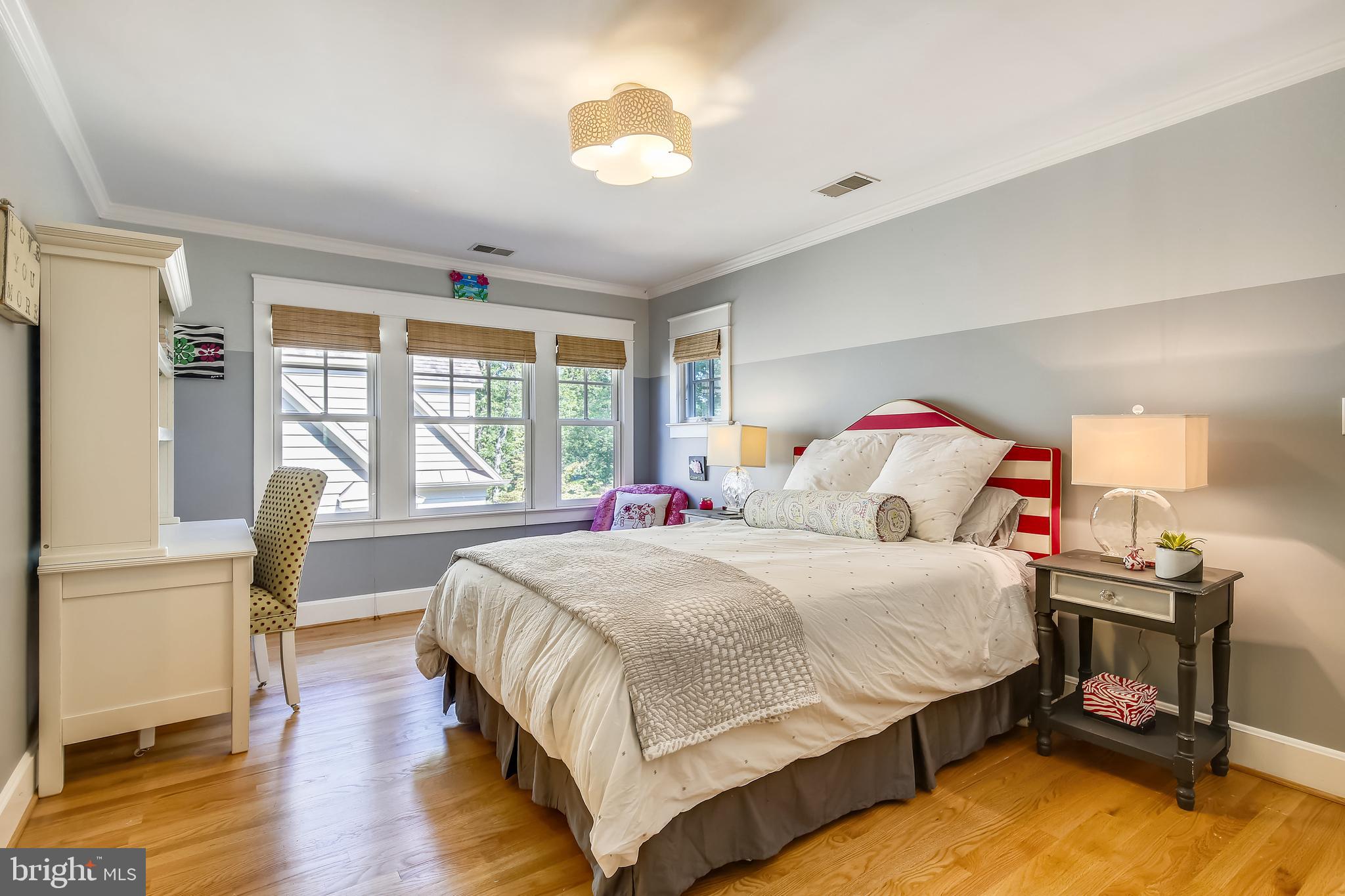 WILLET HEIGHTS - Residential