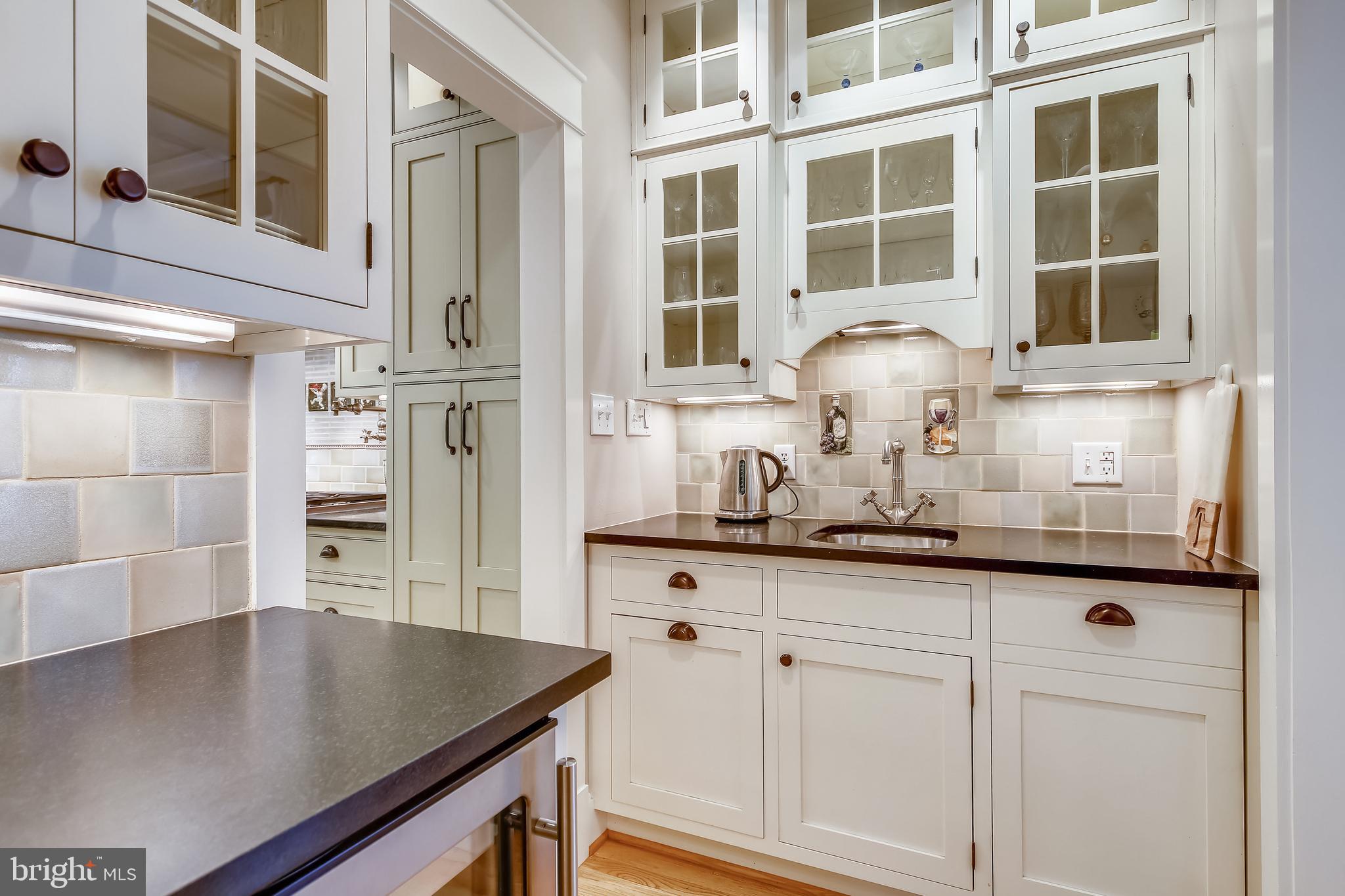 WILLET HEIGHTS - Residential