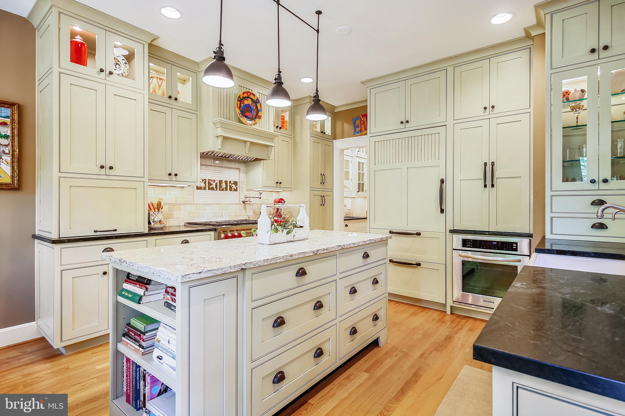 WILLET HEIGHTS - Residential