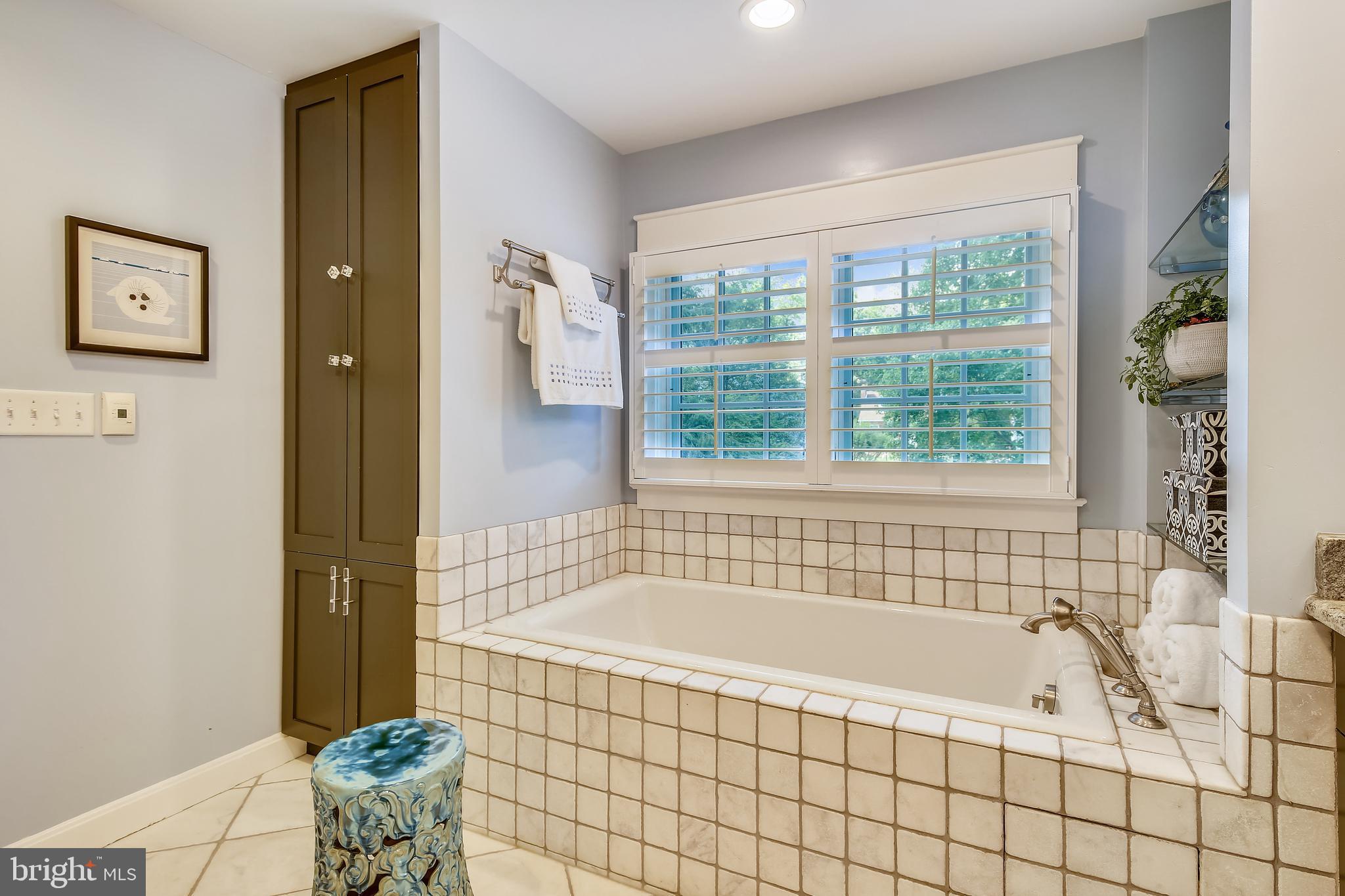 WILLET HEIGHTS - Residential