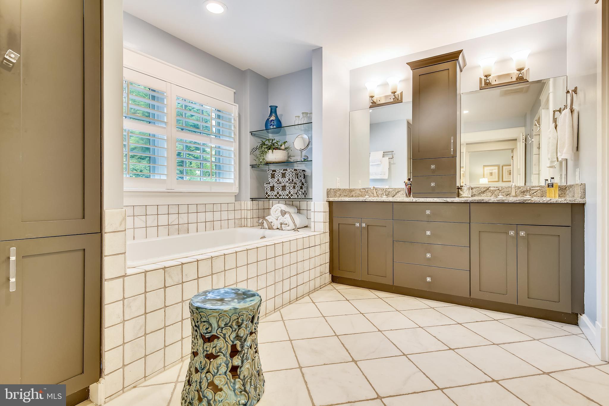 WILLET HEIGHTS - Residential