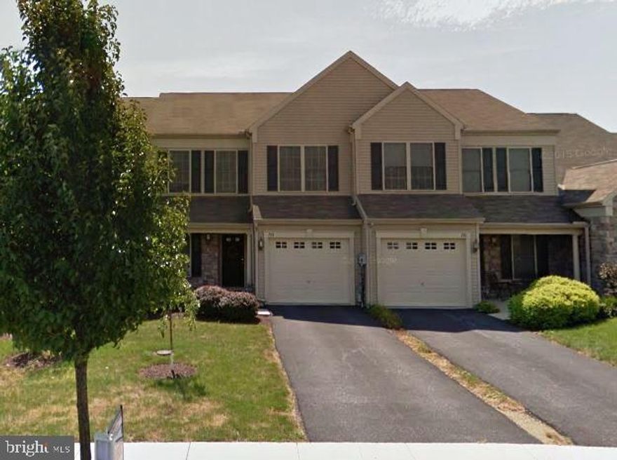 Highly desirable 3 BR ''Brookstone'' in Deer Run. Situated on a superior lot with a spacious backyard. This beautiful home is ideal for ''outdoor living'' . The open floor plan features 1st level wood floors and neutral, fresh decor, so just move in! Close proximity to HMC, Routes 283 and 322. $120/Monthly Association Fee.