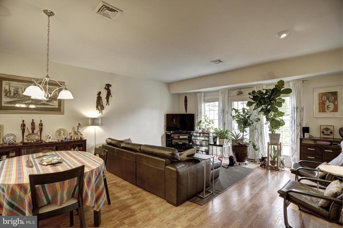 DEER RUN - Residential
