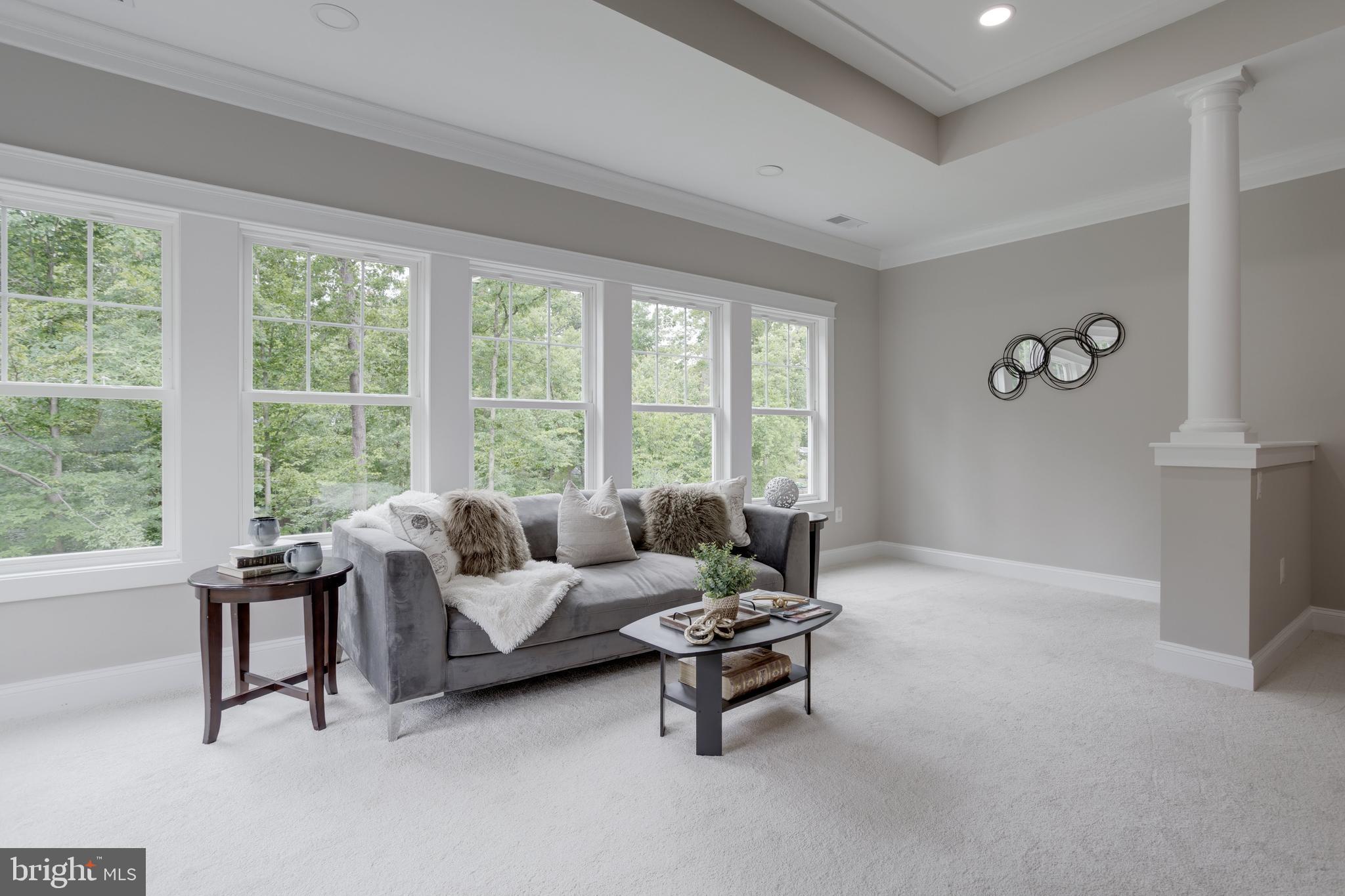 WOODS OF ILDA - Residential