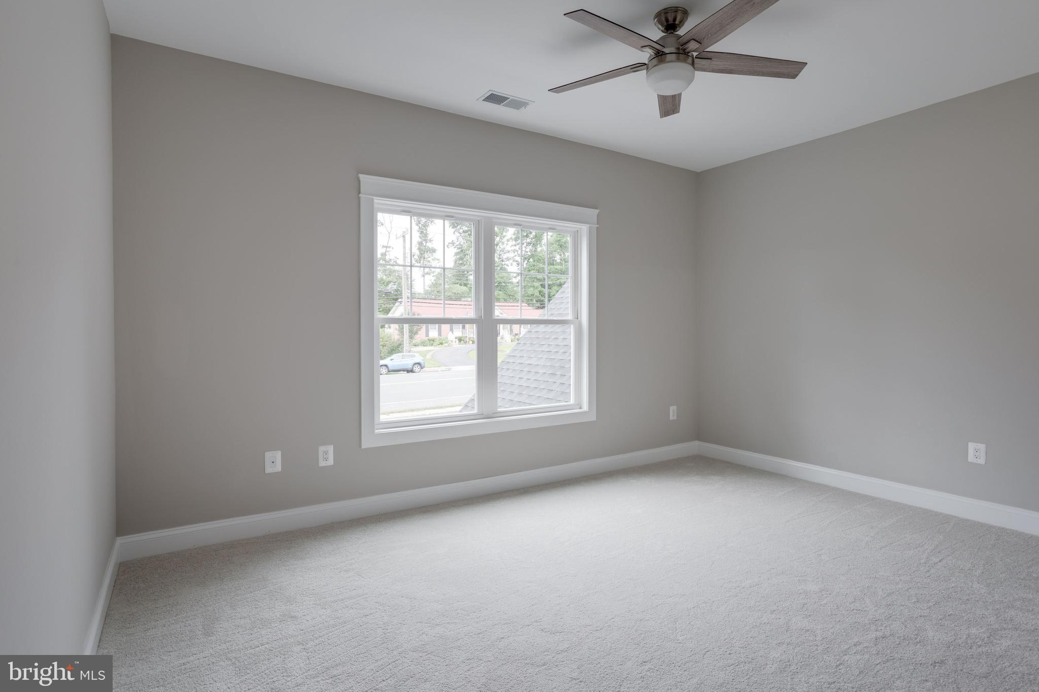 WOODS OF ILDA - Residential