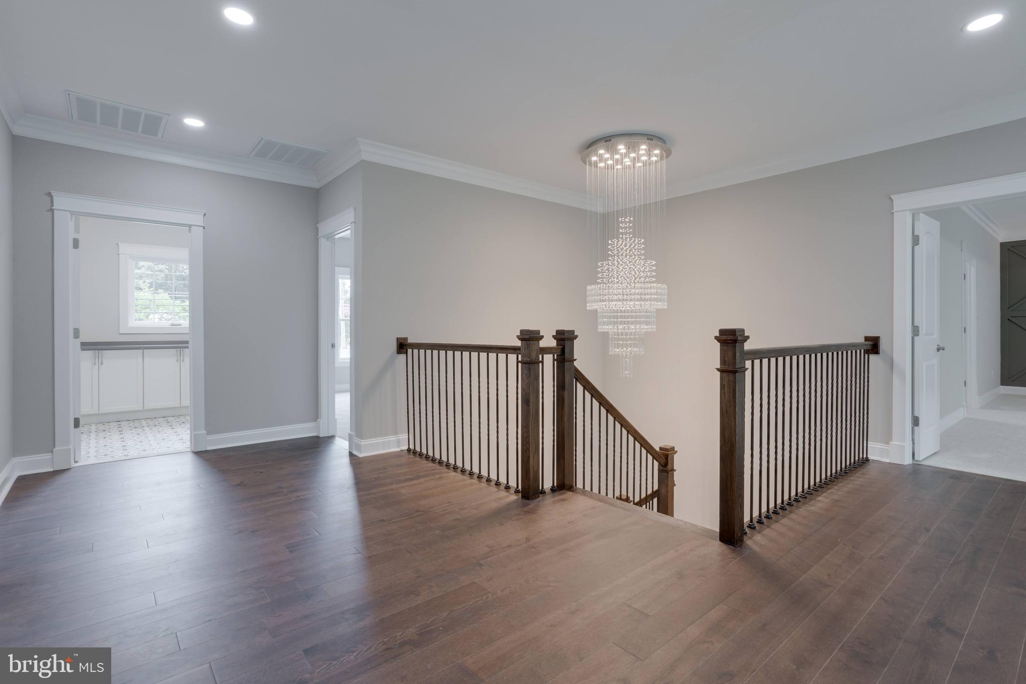 WOODS OF ILDA - Residential