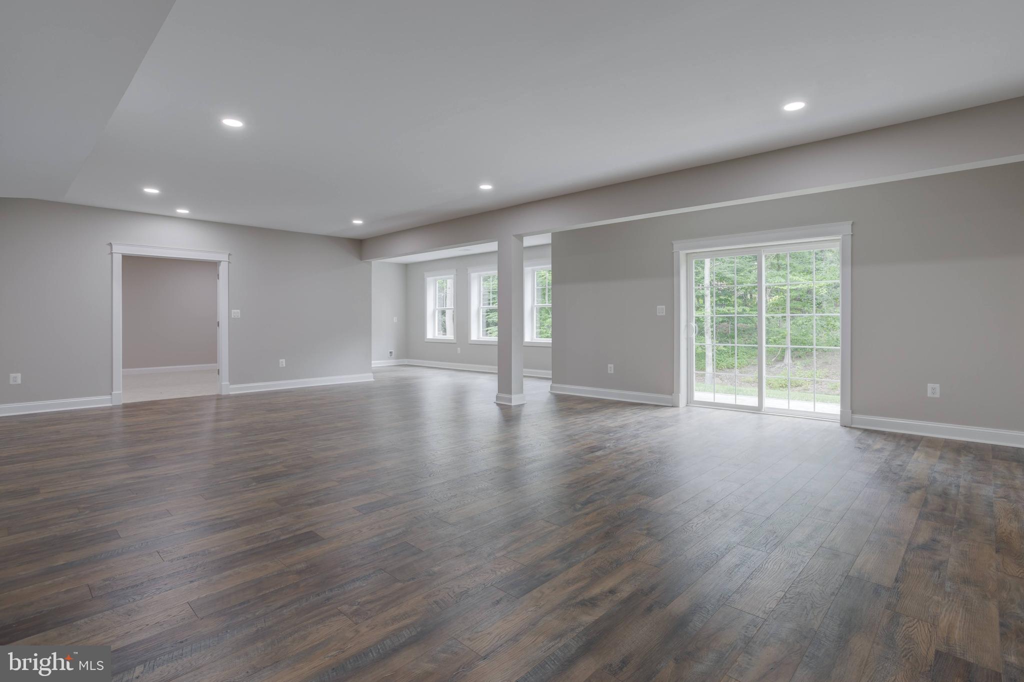 WOODS OF ILDA - Residential