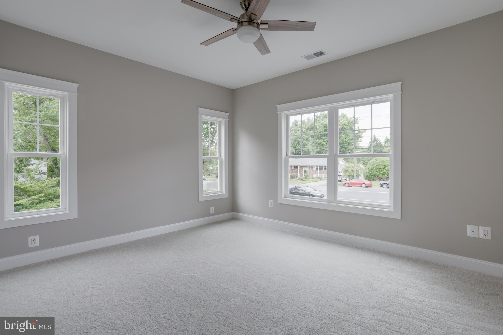 WOODS OF ILDA - Residential