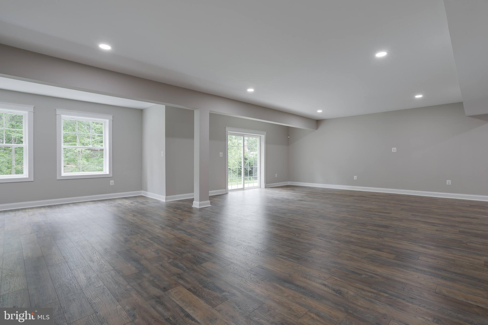 WOODS OF ILDA - Residential