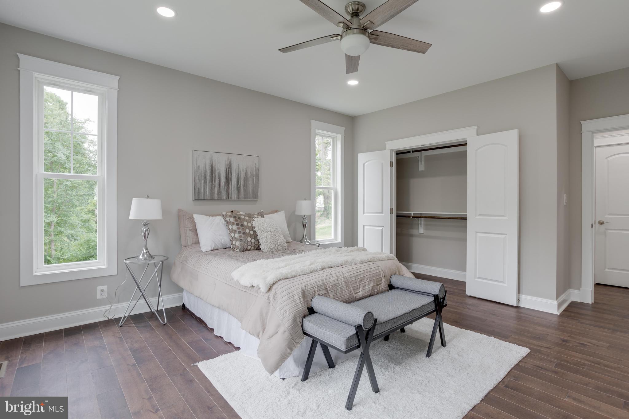 WOODS OF ILDA - Residential