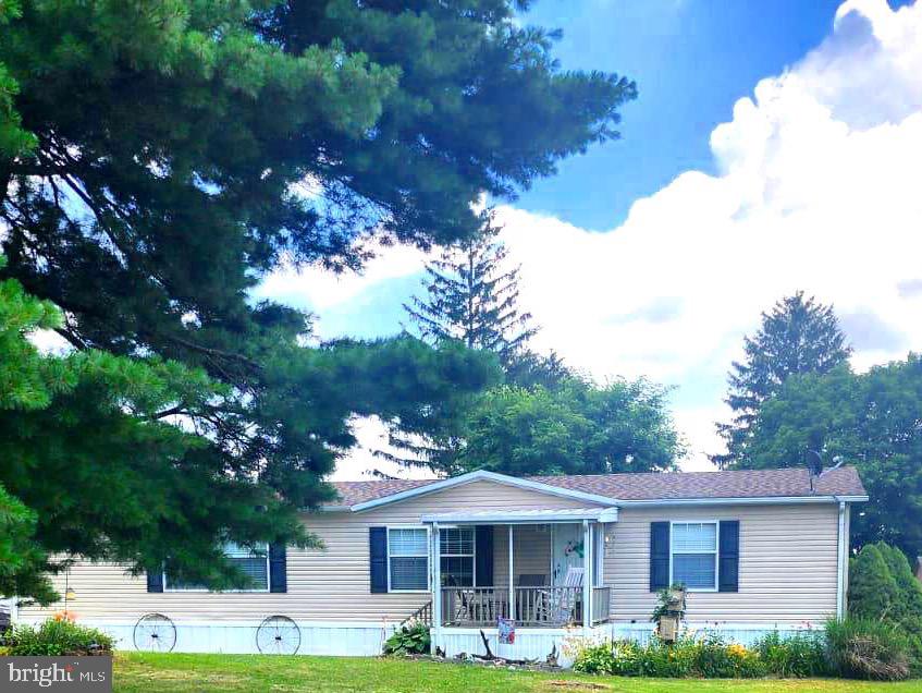 4612 HOLLY DRIVE
