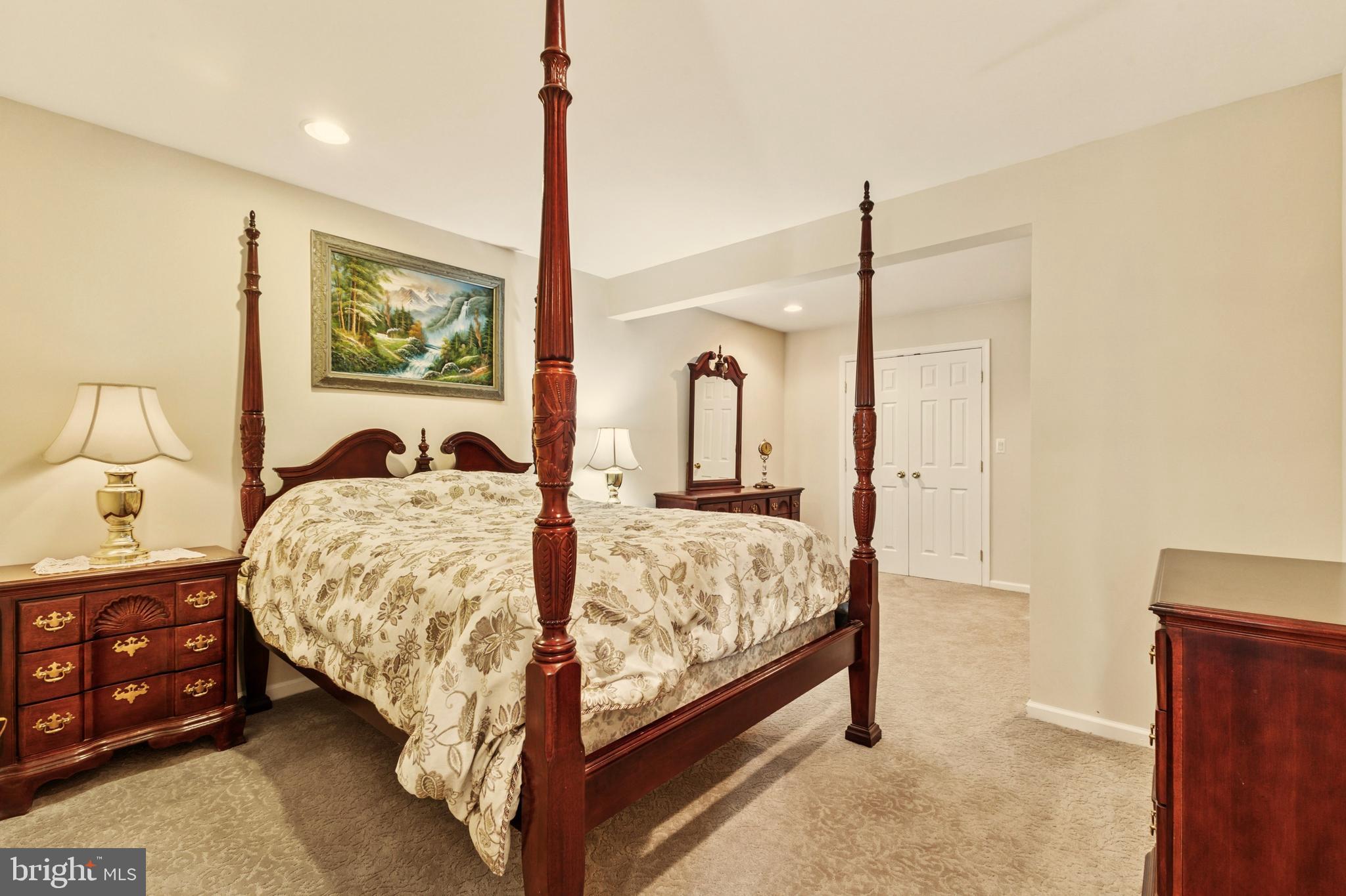 HERITAGE HUNT - Residential