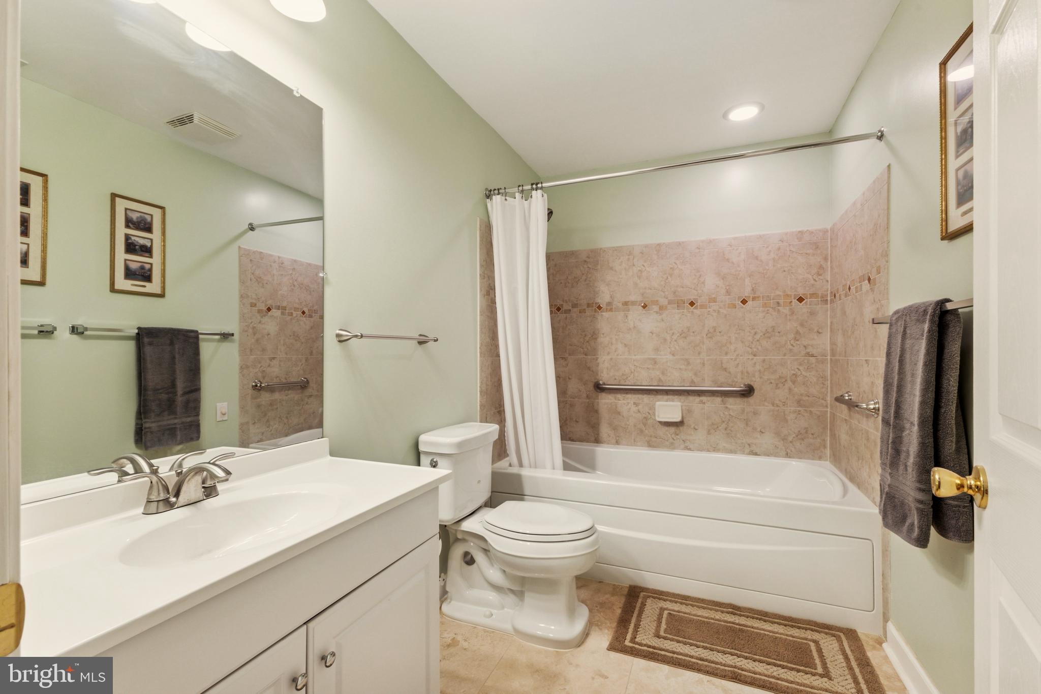 HERITAGE HUNT - Residential