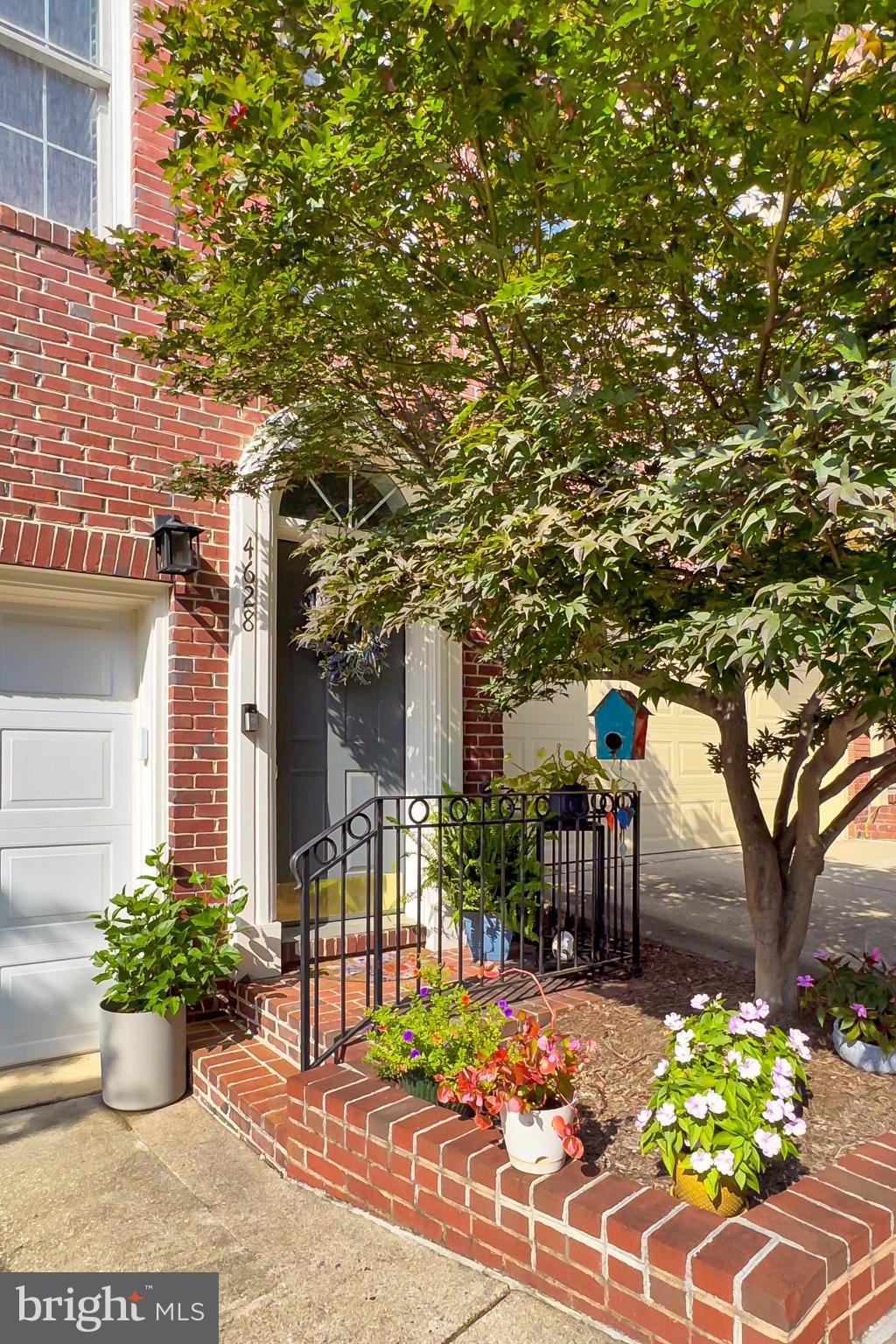 4628 KNIGHT PLACE