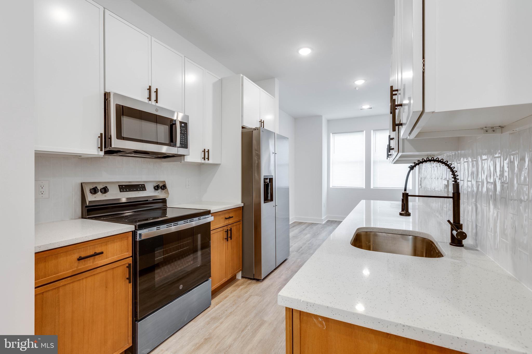 NORRIS SQUARE - Residential Lease