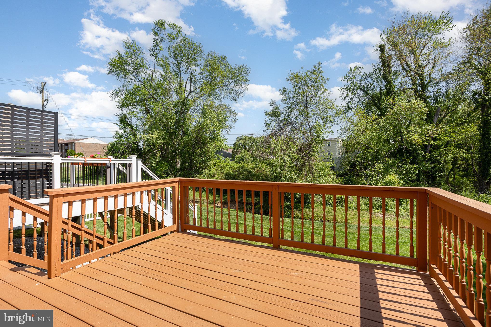 WOODSDALE MANOR - Residential