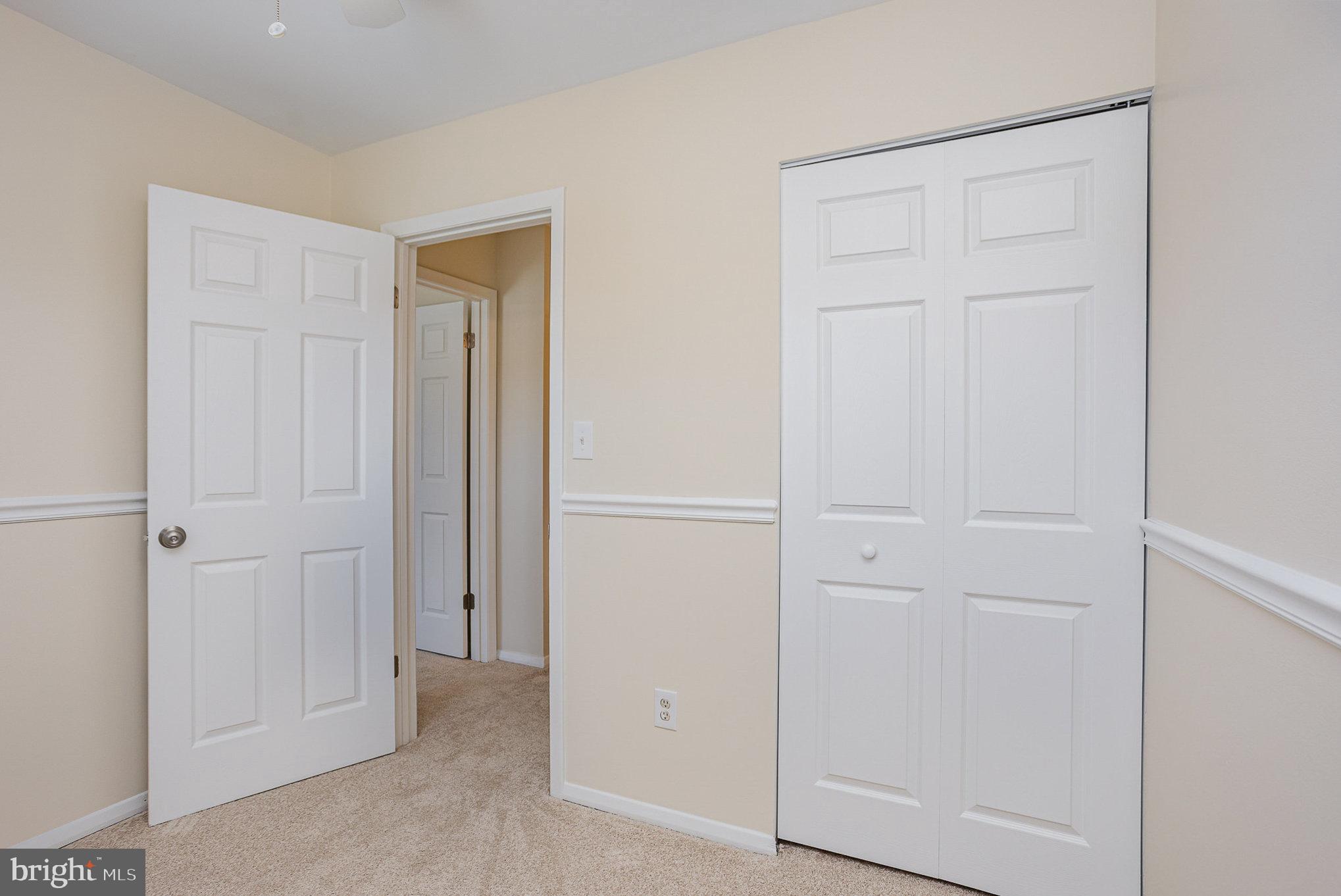 WOODSDALE MANOR - Residential