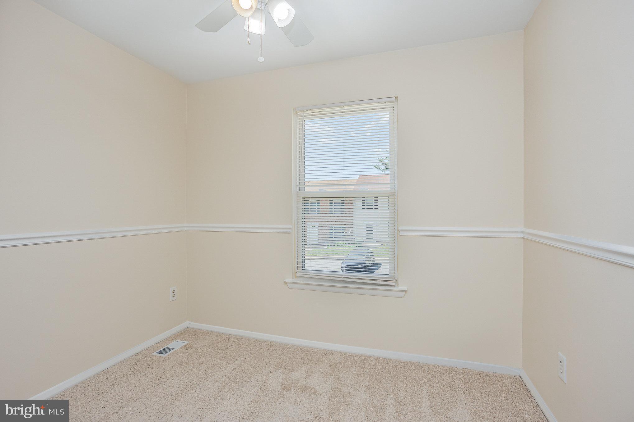 WOODSDALE MANOR - Residential