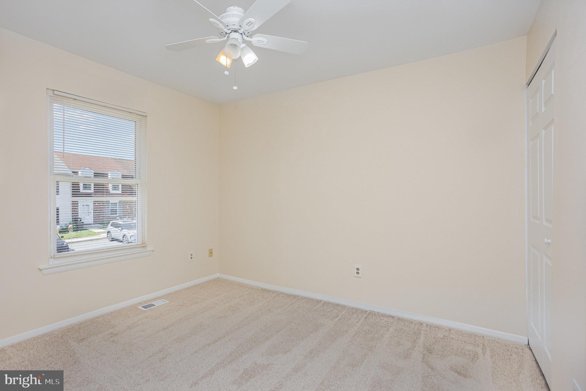 WOODSDALE MANOR - Residential