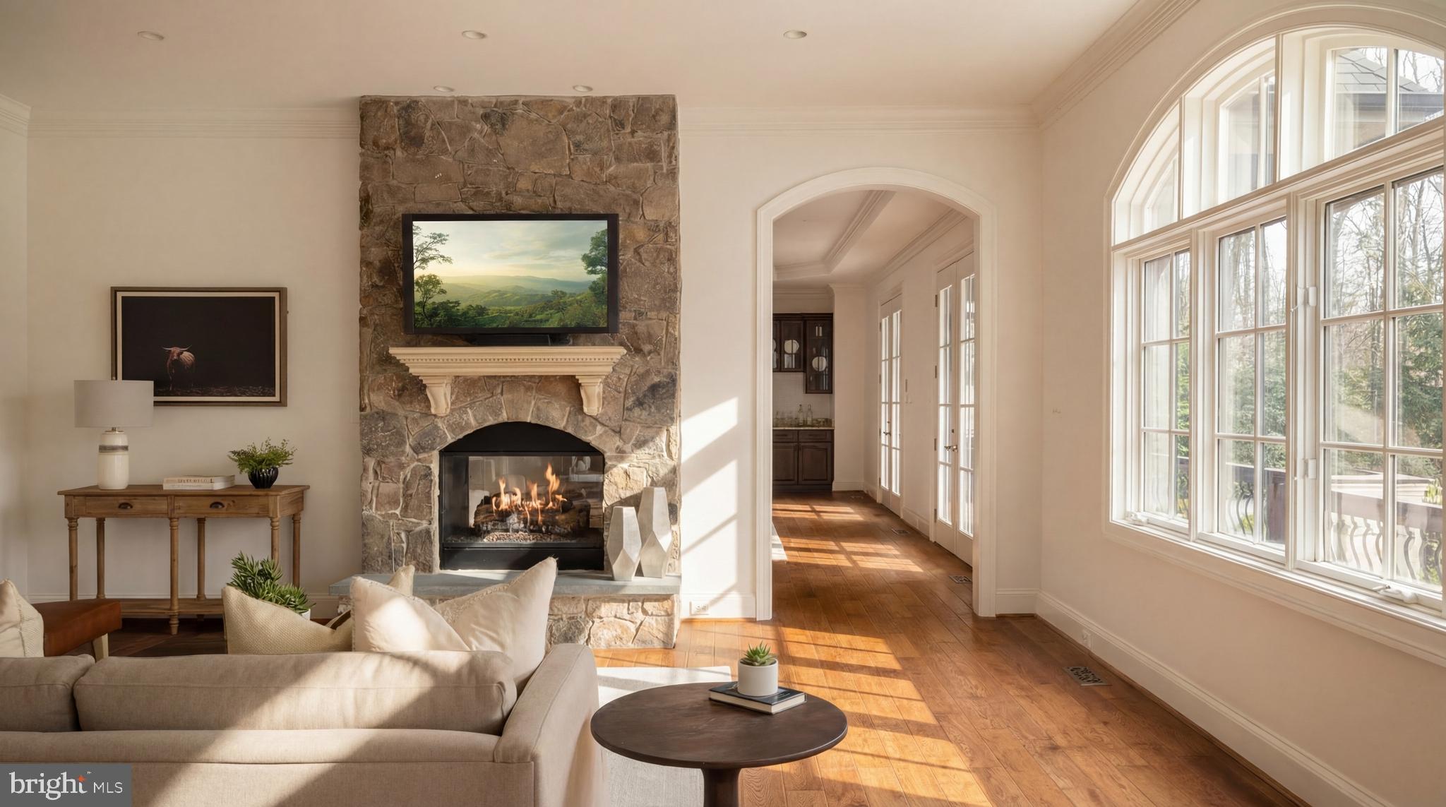POTOMAC OUTSIDE - Residential