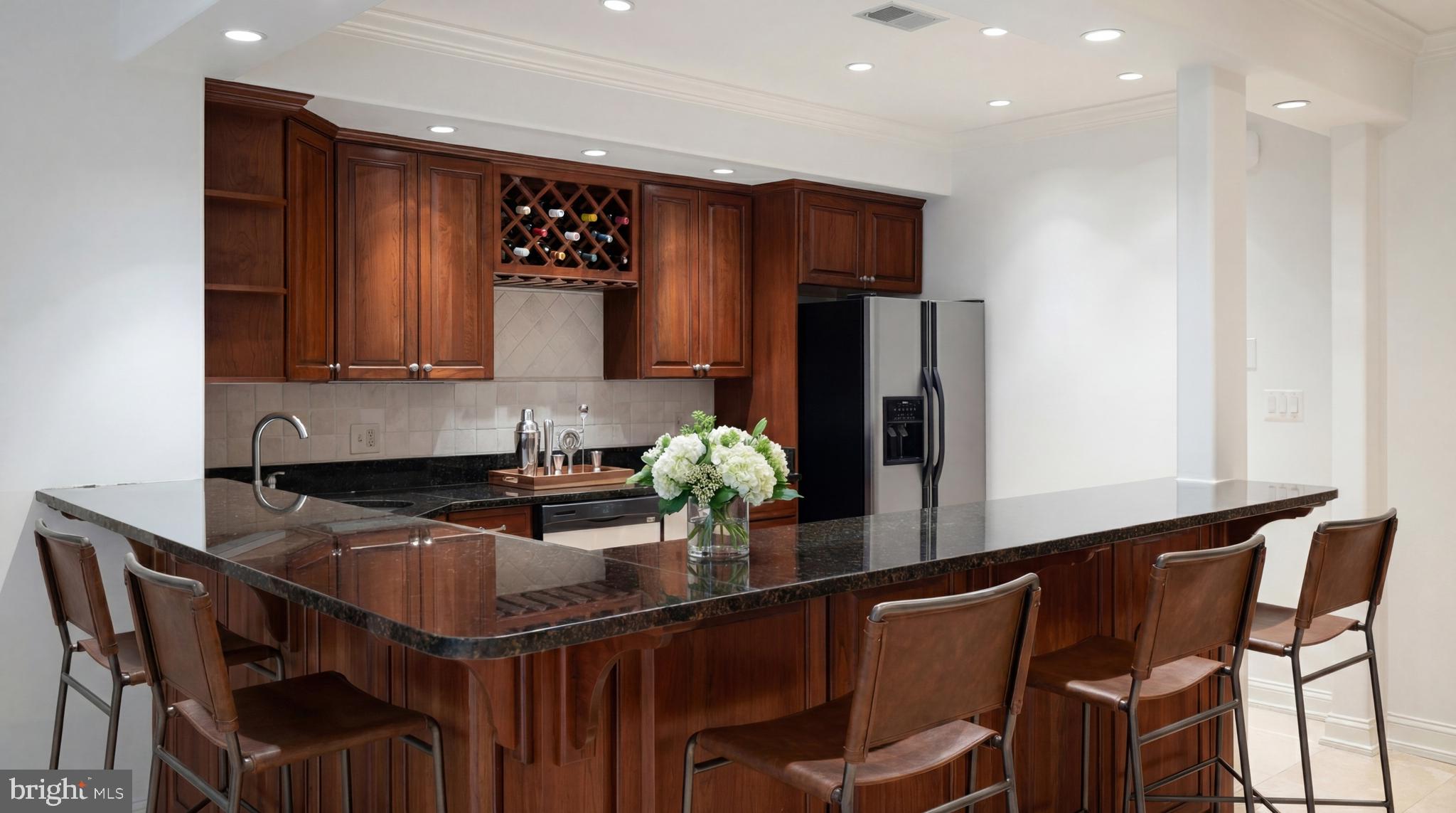 POTOMAC OUTSIDE - Residential