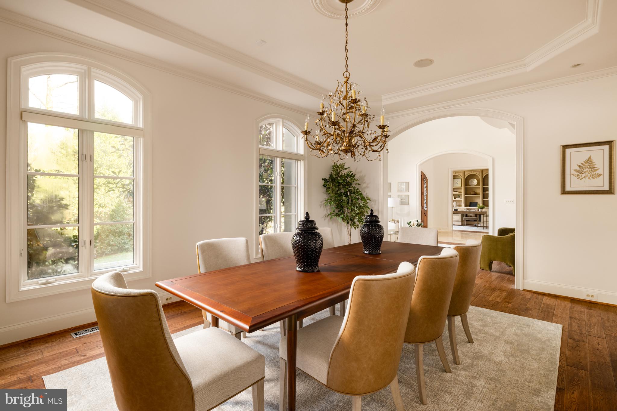 POTOMAC OUTSIDE - Residential