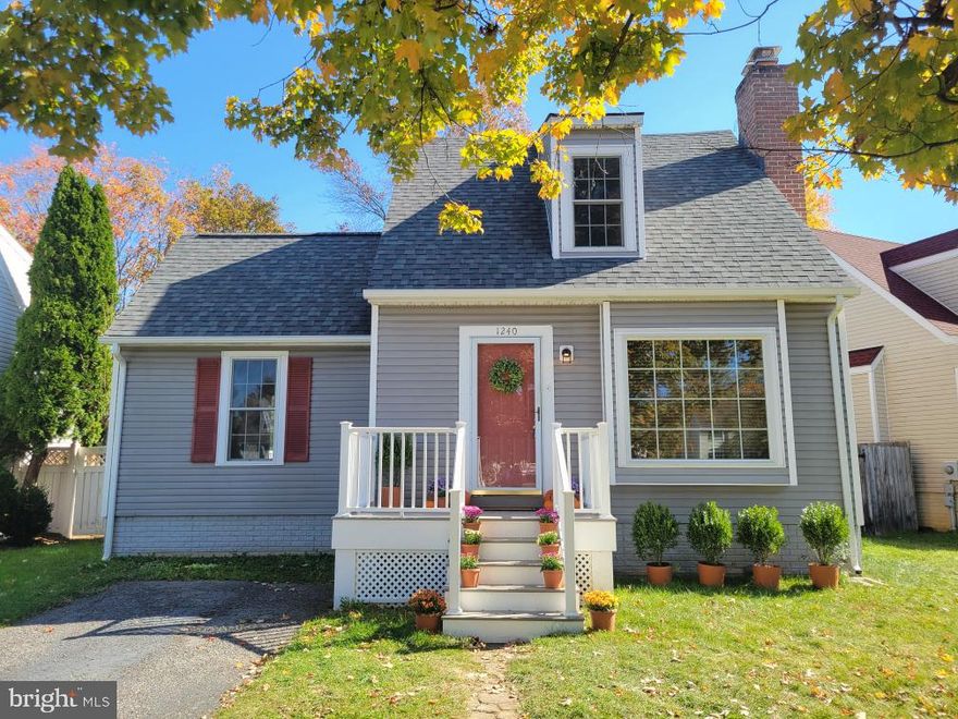 Charming 4-bedroom, 2 full bath home in the North End of Hagerstown. Located on a cul-de-sac. Equipped with new roof, two rear decks, patio, and fully fenced back yard. Hardwood floors and fireplace on first floor. Fireplace is currently set up and equipped with gas logs but can also be used to burn wood. Bedrooms all have fresh carpet. Master bedroom located on first floor.  Updated kitchen with granite countertops. Basement is fully finished with bonus room, laundry room, and additional bedroom with separate entrance from back yard. Basement isalso heated and cooled.This home truly is a special place and a rare find
