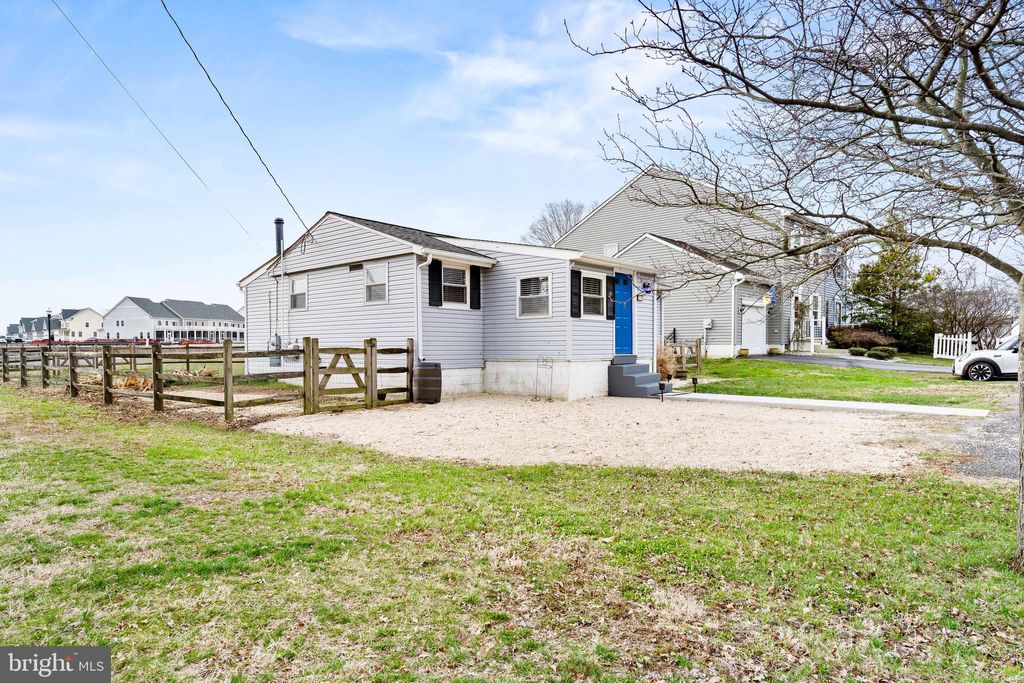 Photo of 211 Bayard Street, DELAWARE CITY, DE 19706 (MLS # DENC2099184)