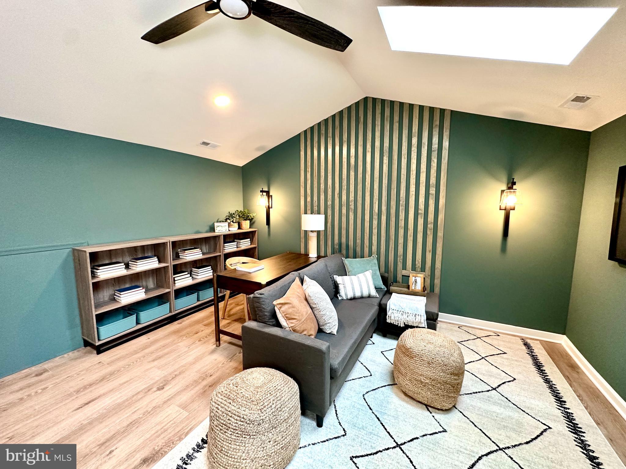 KENNETT POINTE - Residential