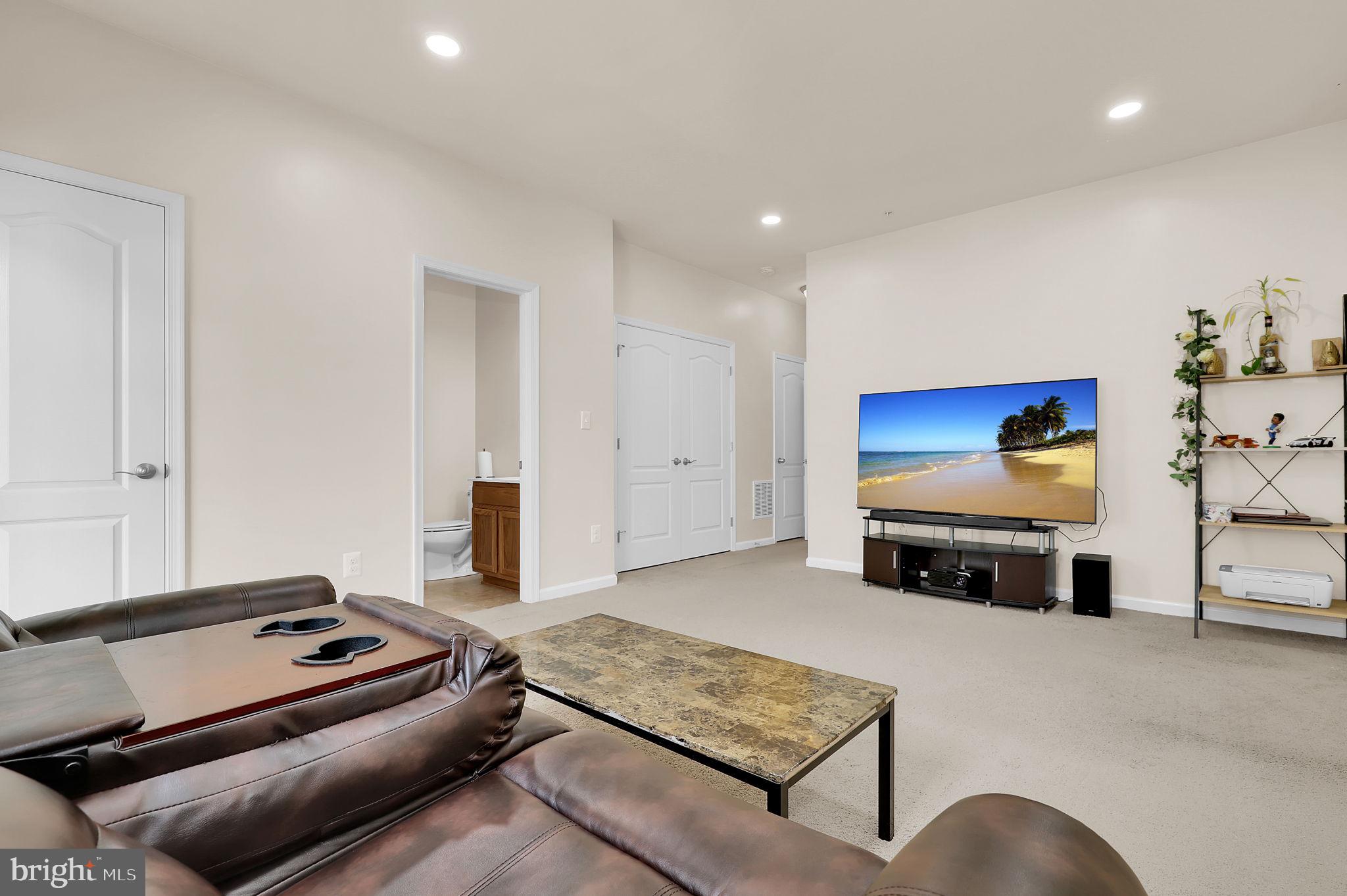 BALLARD GREEN - Residential