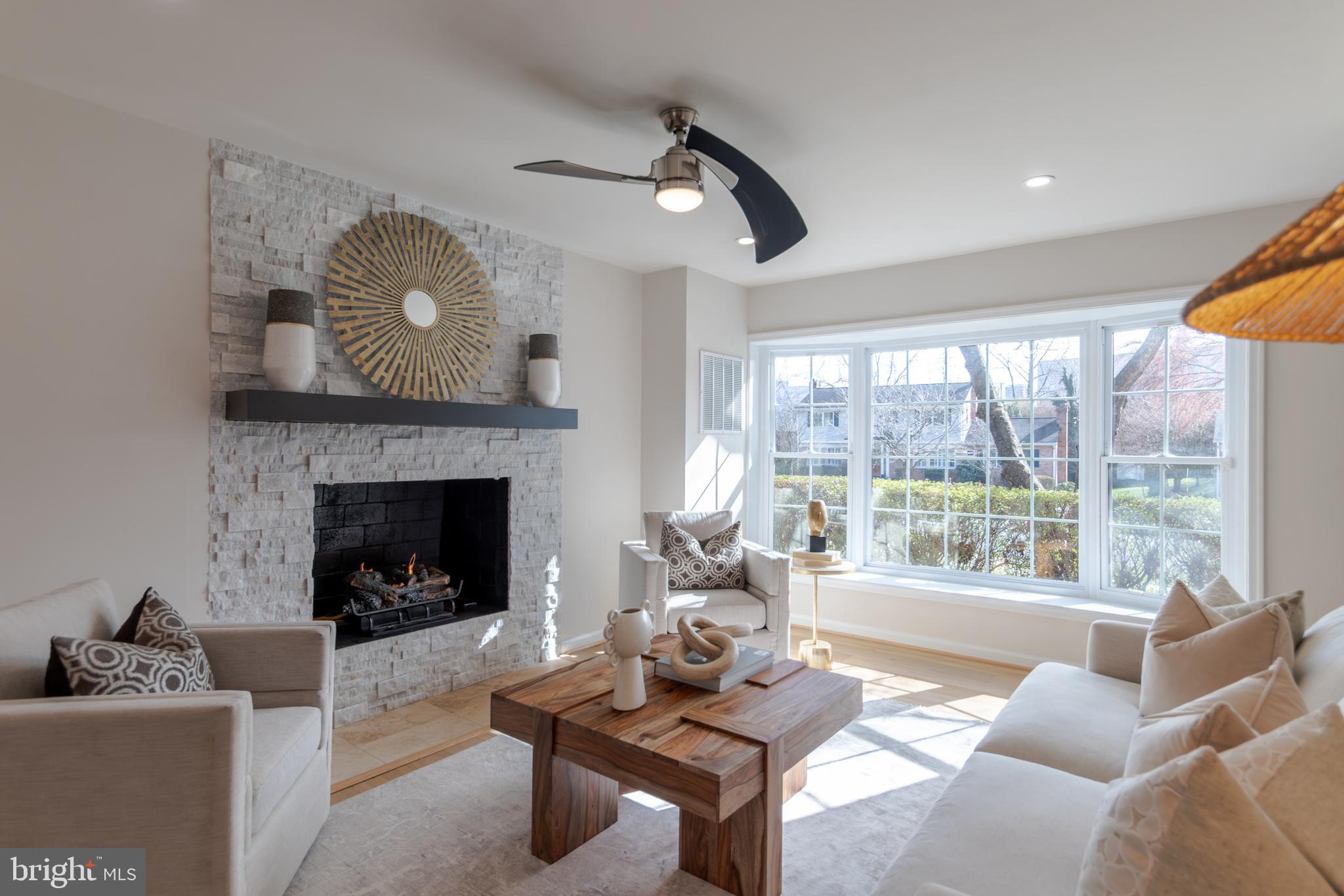 MC LEAN HAMLET - Residential