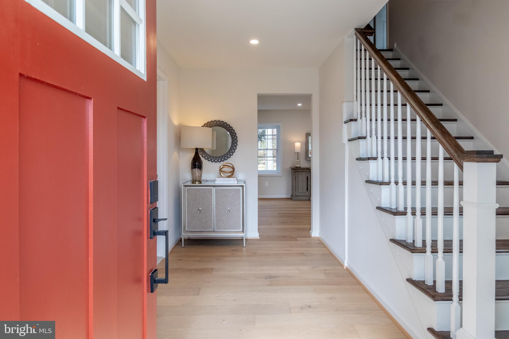 MC LEAN HAMLET - Residential