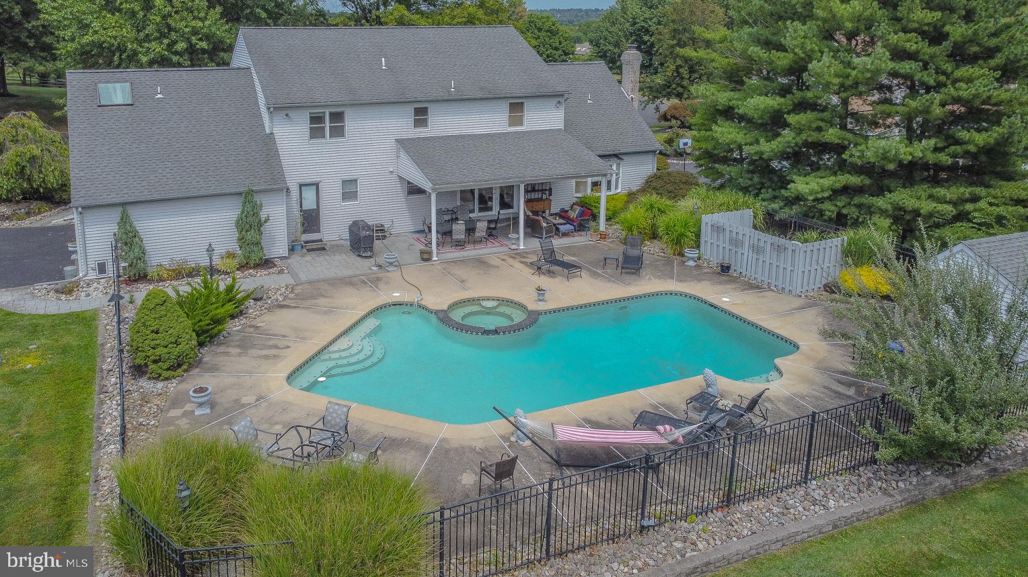 HIGHSPIRE - Residential